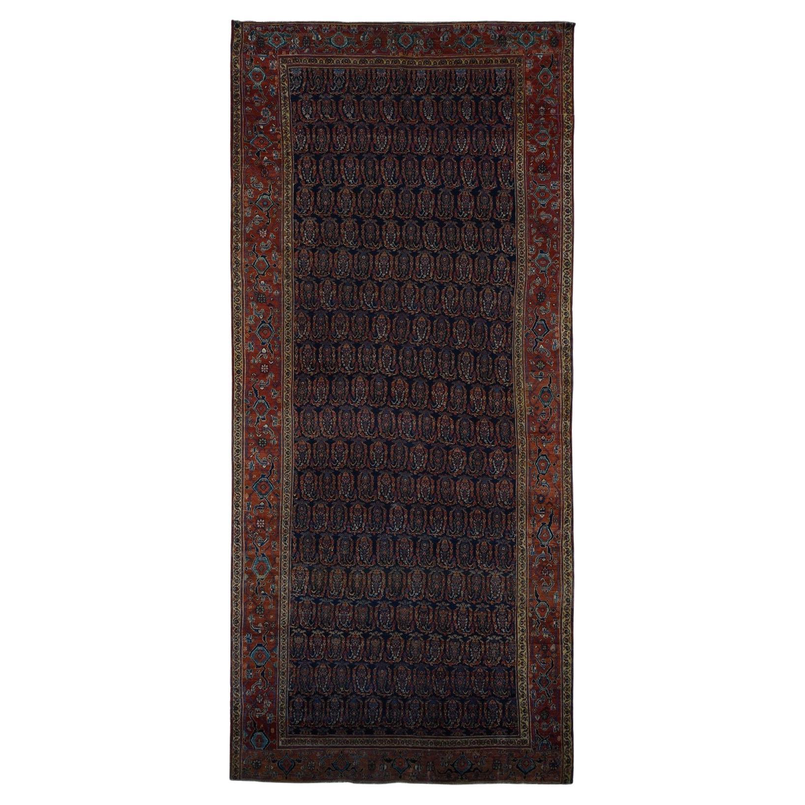 Blauer antiker persischer Bibikabad handgeknüpfter Teppich aus Wolle Gallery Size 7'1"x16'3"