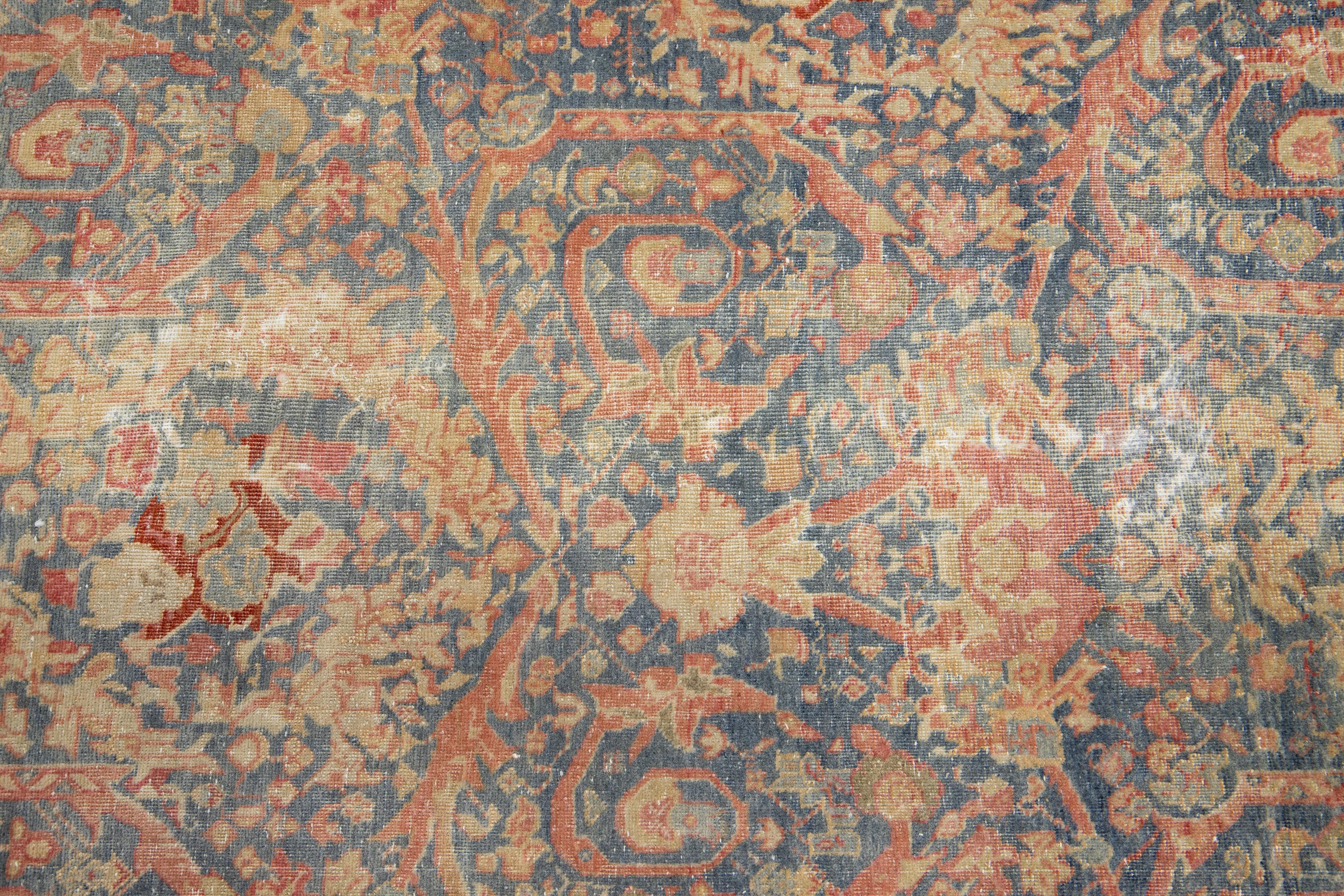Tapis persan Mahal ancien fait à la main avec motif sur toute la surface en vente 3