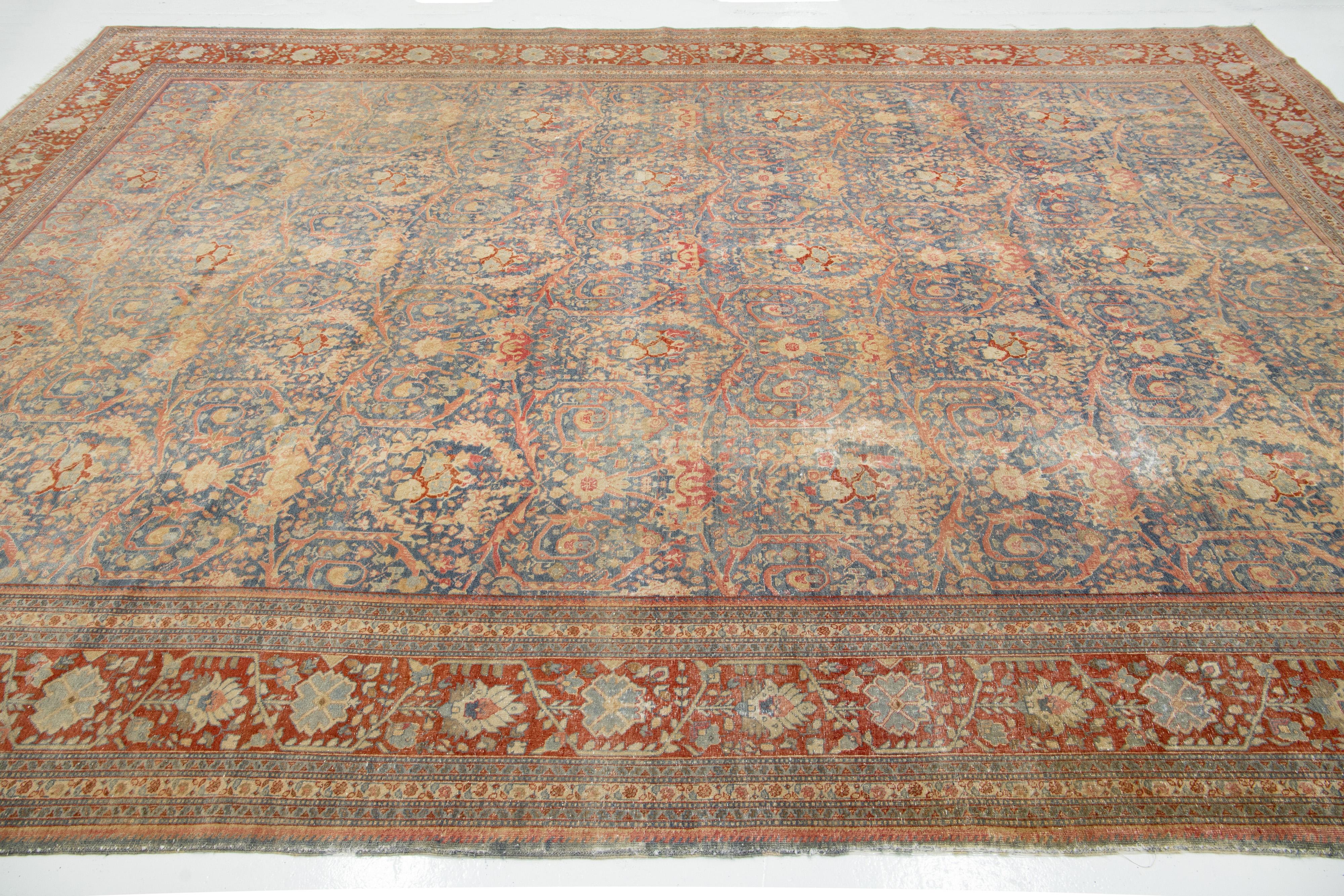 20ième siècle Tapis persan Mahal ancien fait à la main avec motif sur toute la surface en vente