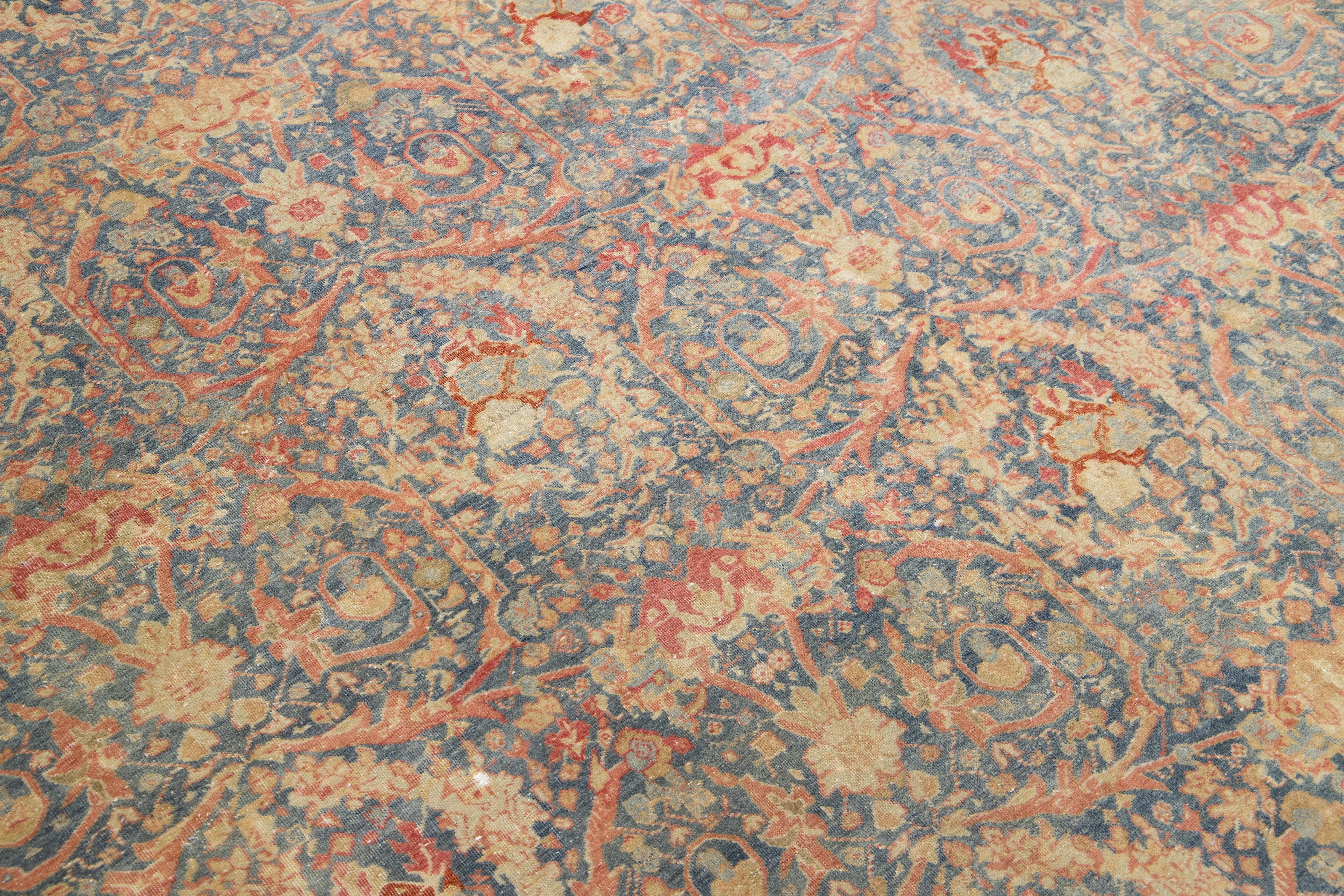 Tapis persan Mahal ancien fait à la main avec motif sur toute la surface en vente 1