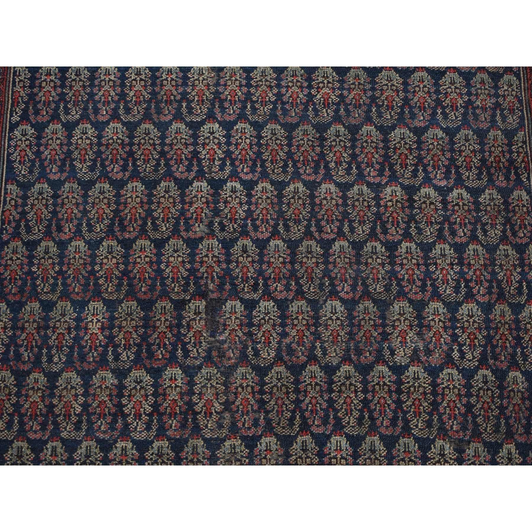 Début du 20ème siècle Tapis persan ancien Senneh bleu à motifs intégraux noués à la main et nettoyés à la main en vente