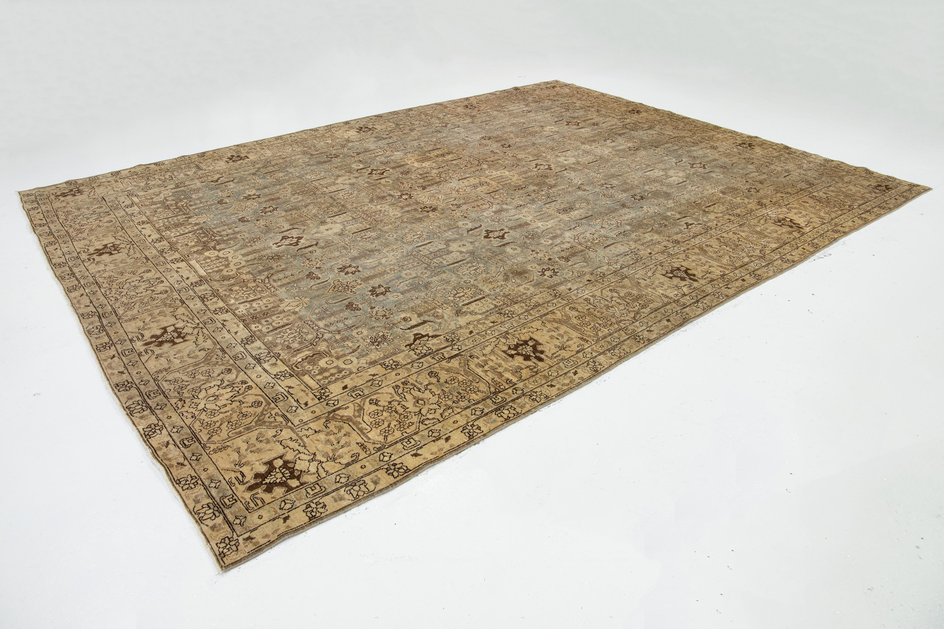 Perse Tapis ancien en laine bleue Tabriz persan des années 1900 avec motif Allover en vente