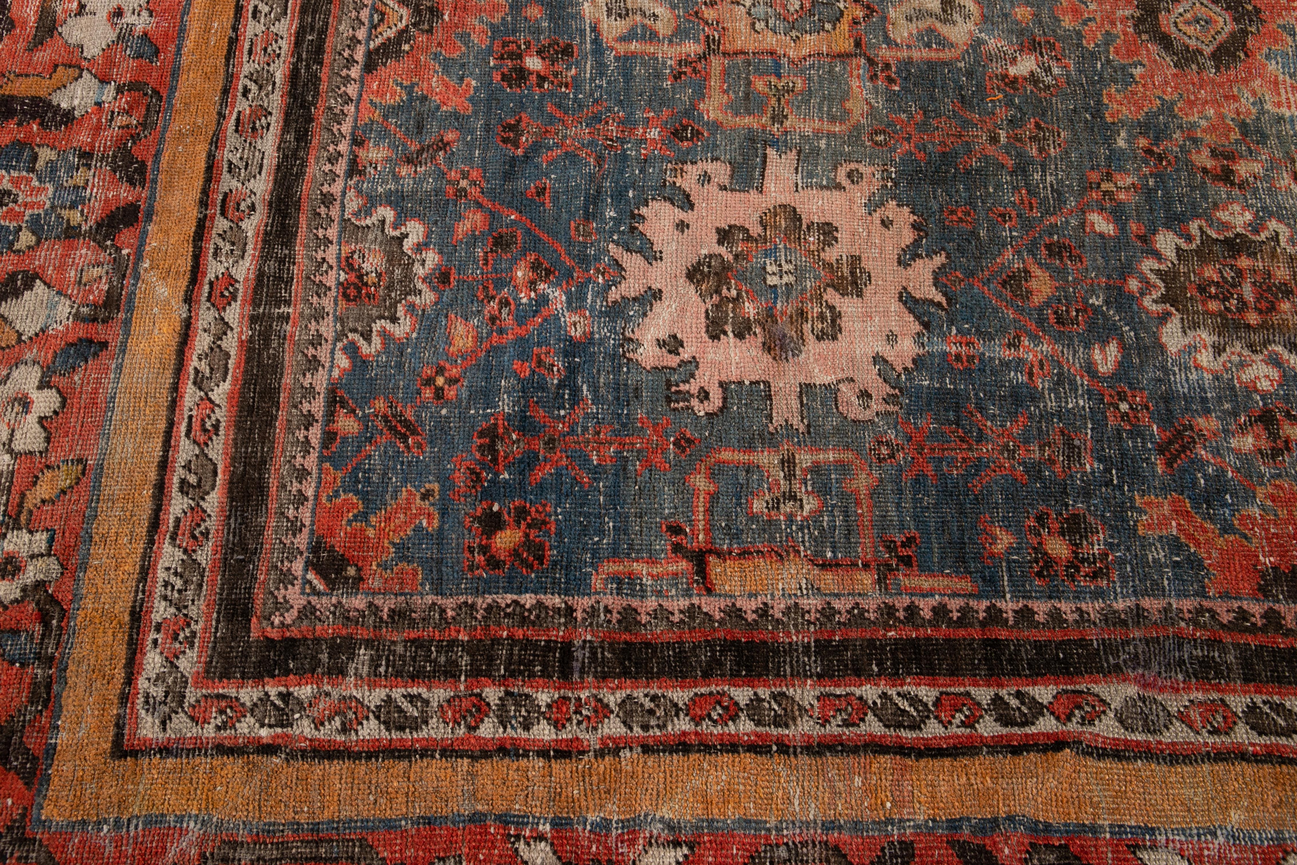 Blue Antique Mahal Wool Rug 1