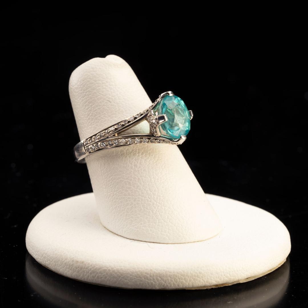 Oval Cut Blue Apatite and Diamond Ring For Sale