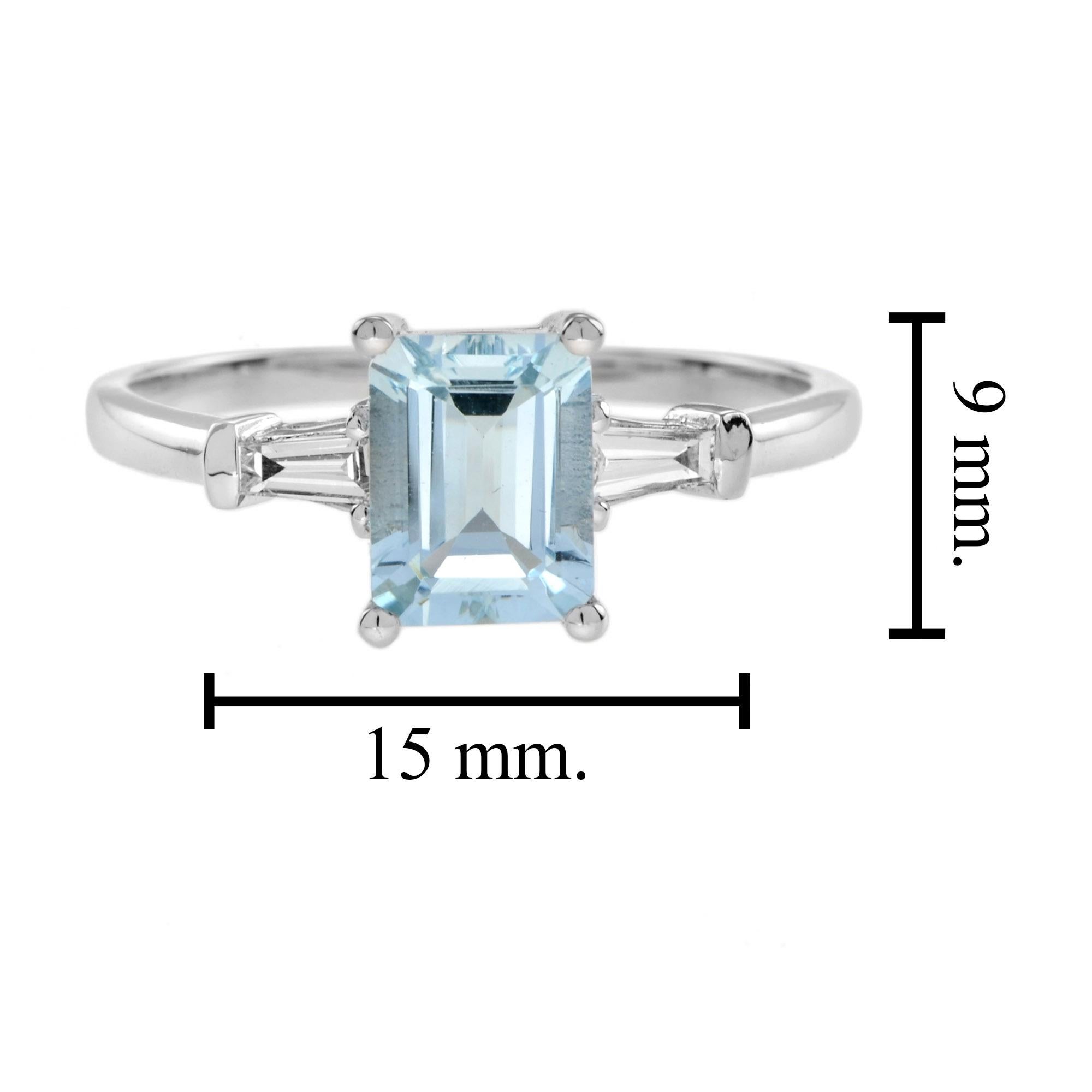 da uomo o donna Anello di fidanzamento con acquamarina blu e diamante baguette solitario in oro bianco 14K in vendita