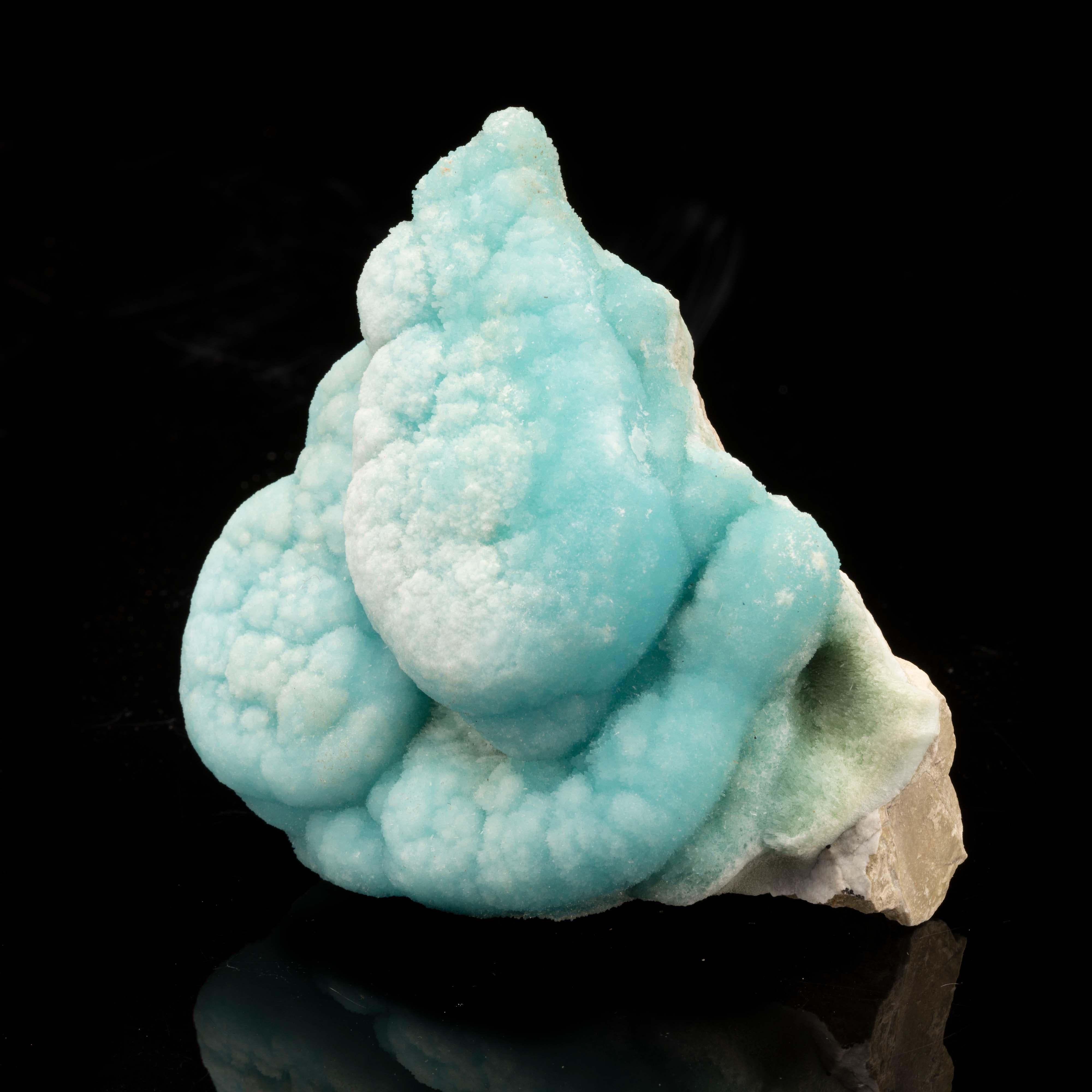 Blue Aragonite II In New Condition For Sale In New York, NY