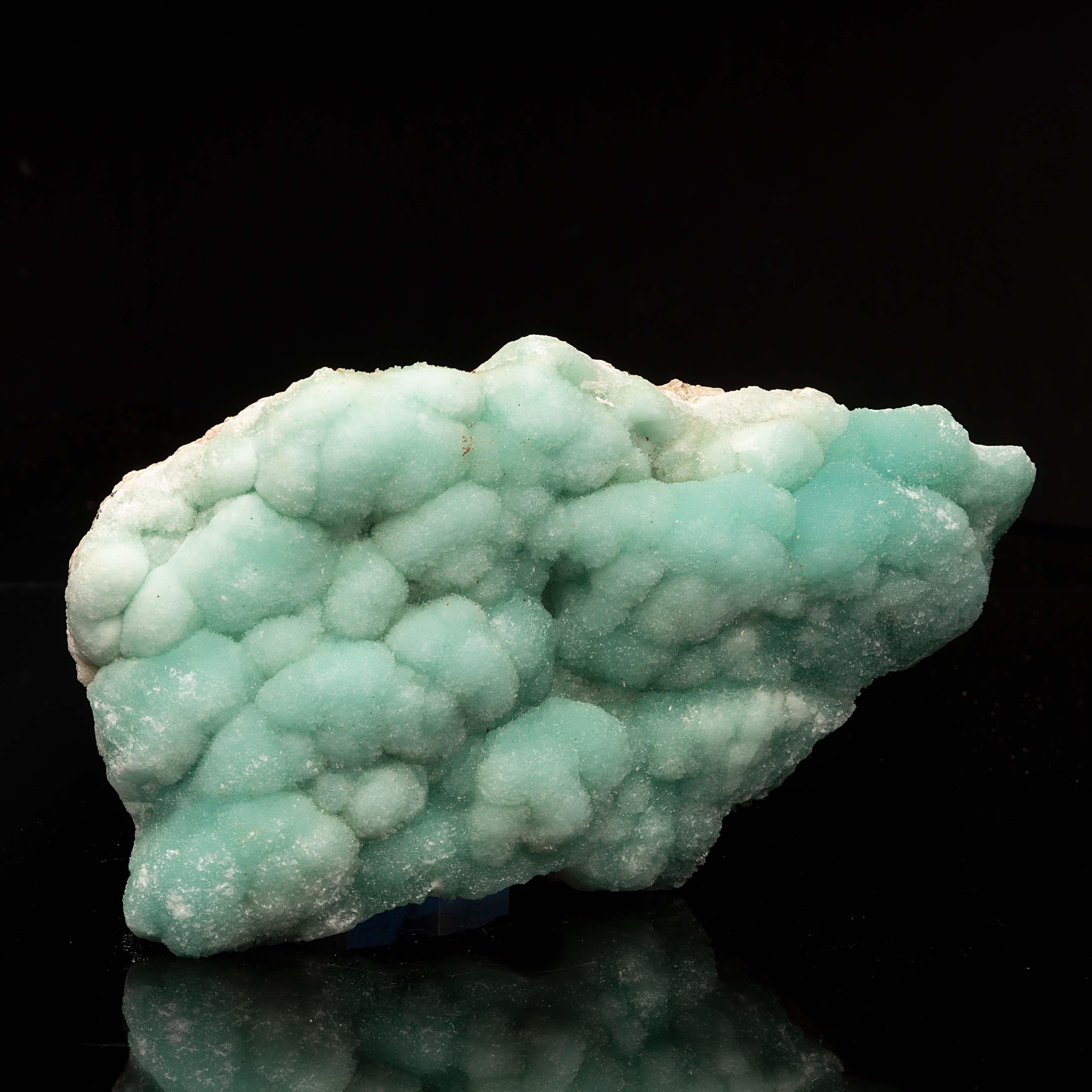 Blue Aragonite III In New Condition For Sale In New York, NY