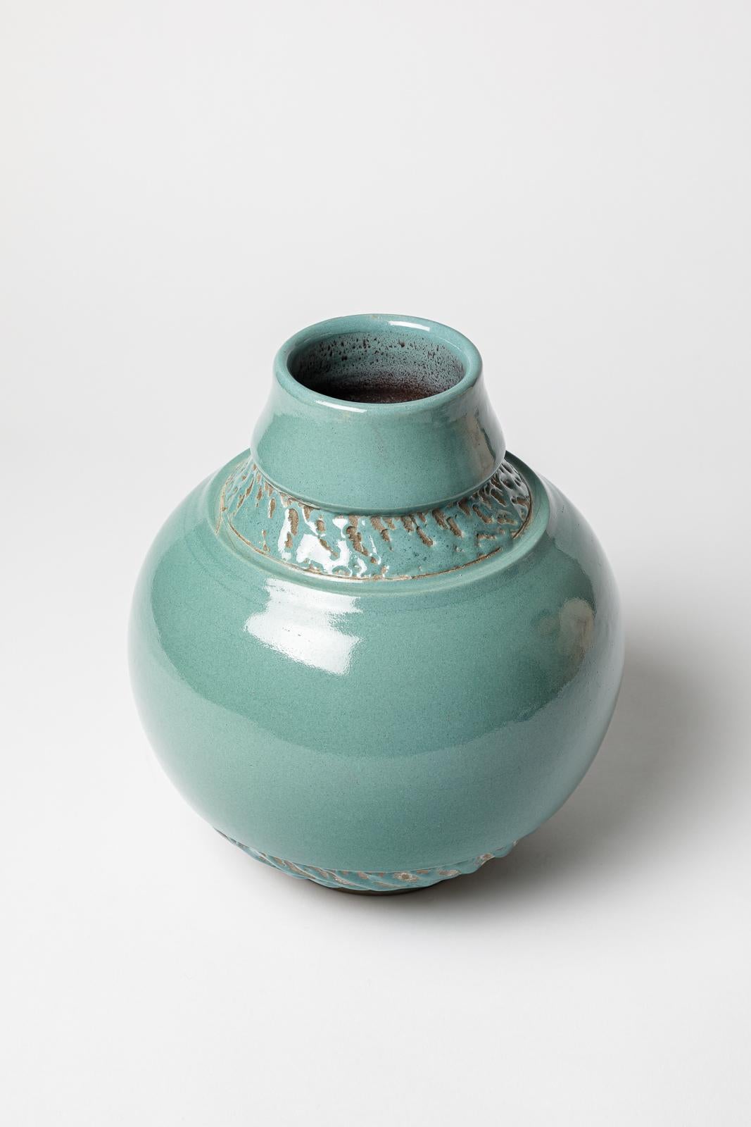 Vase art déco du 20ème siècle attribué à Pol Chambost 23 cm Excellent état - En vente à Neuilly-en- sancerre, FR