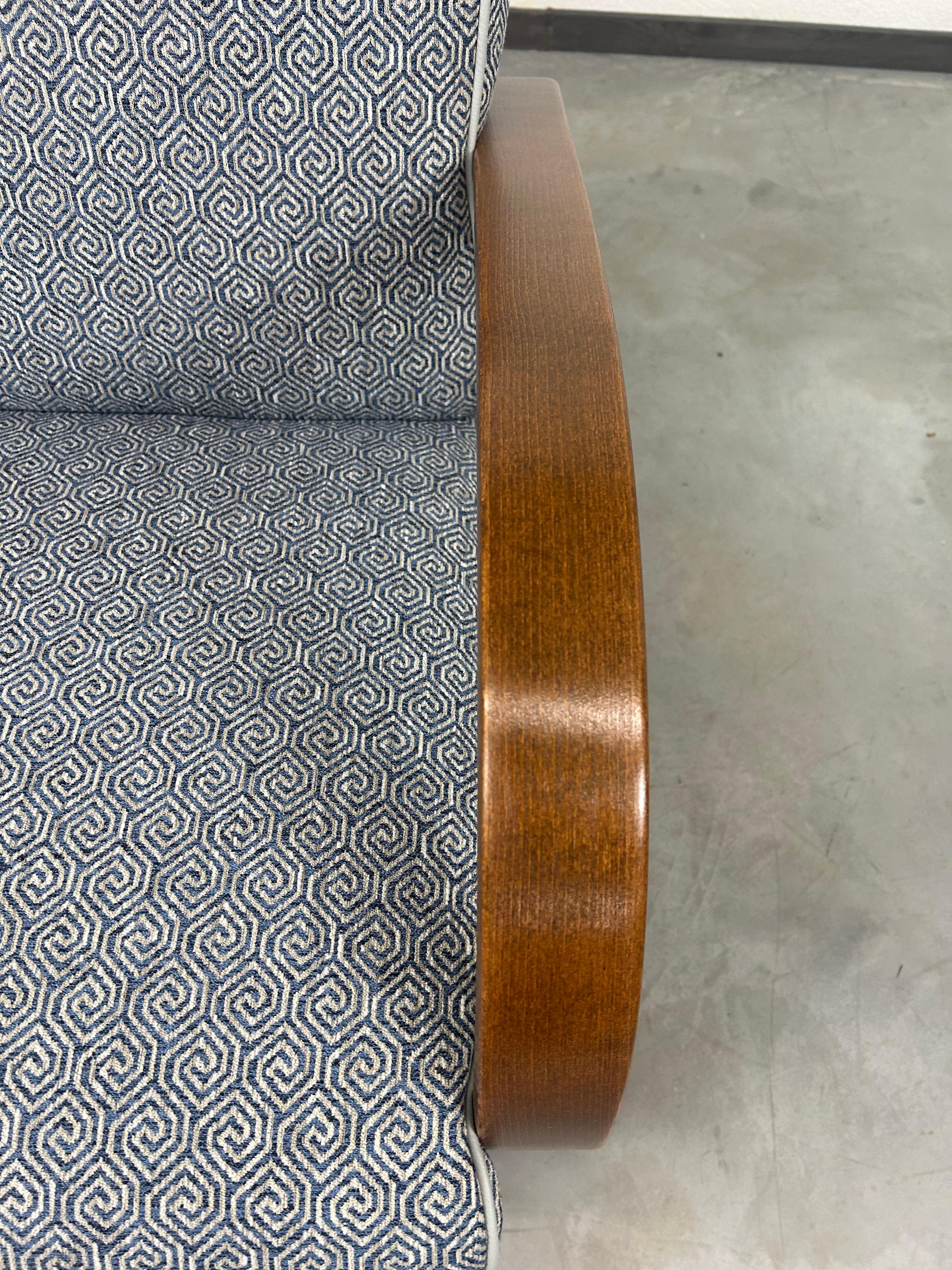 Metà XX secolo Poltrona art déco blu di Jindřich Halabala