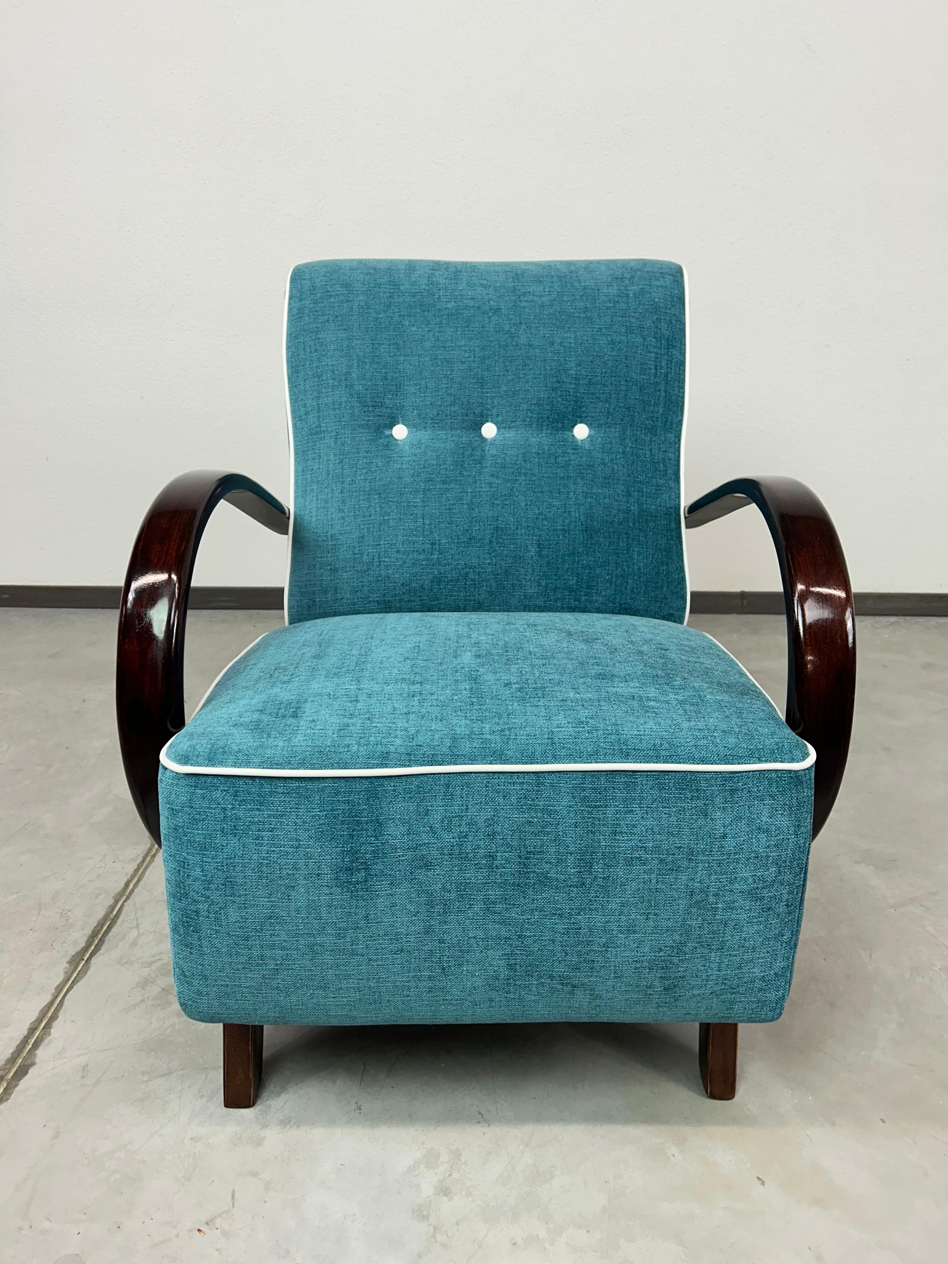 Blue art deco armchairs by Jindřich Halabala For Sale 1