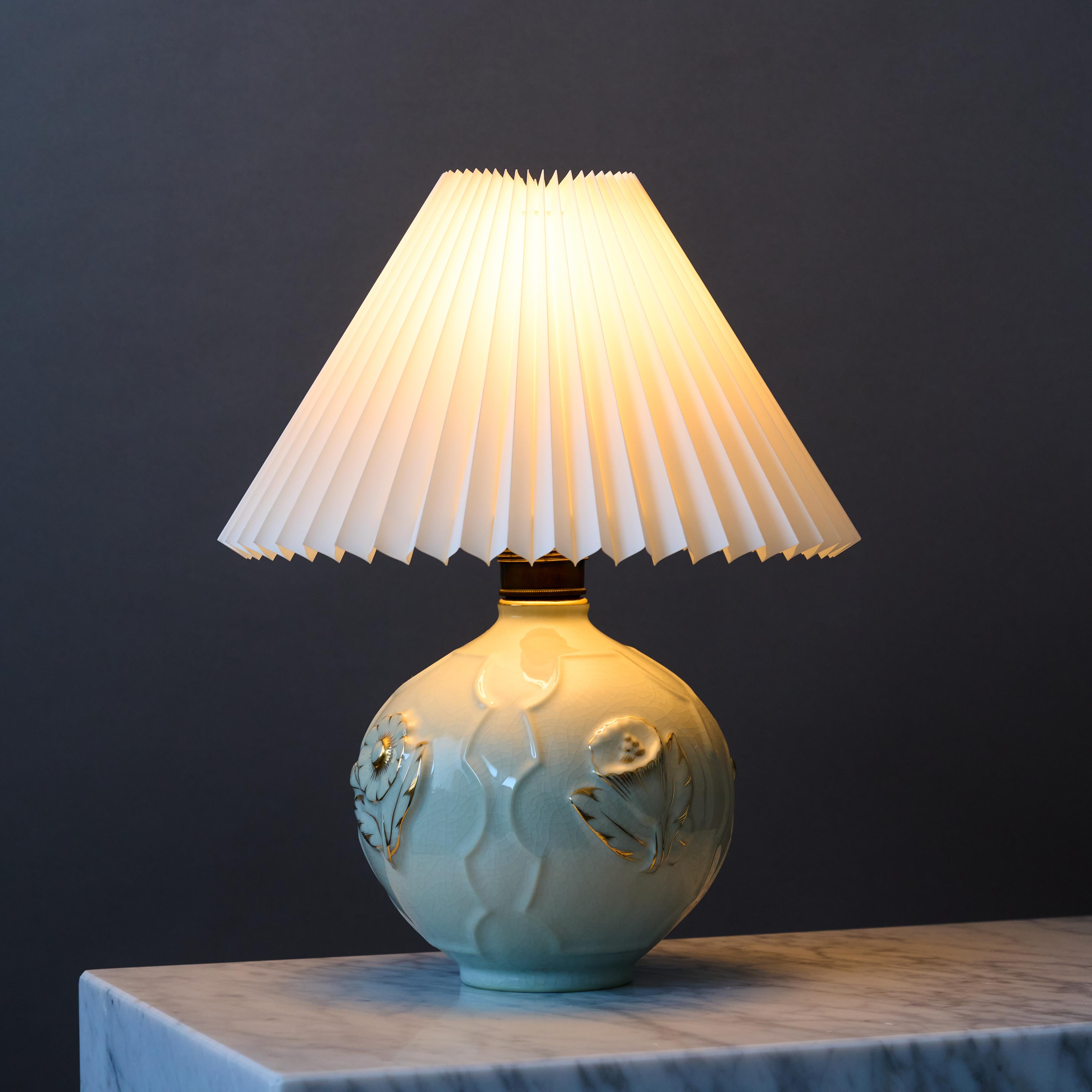 Blue Art Deco Table Lamp by Tyra Lundgren for ALP, Sweden, 1920s. Swedish Grace. In Good Condition For Sale In Malmö, SE