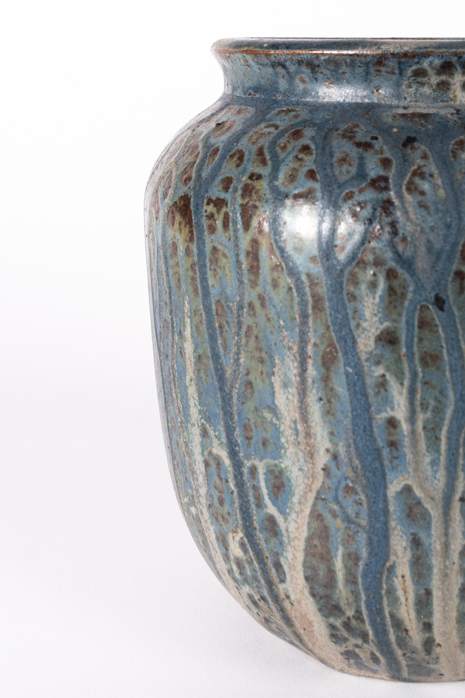 Francese Vaso art déco blu di Edgar Aubry in vendita