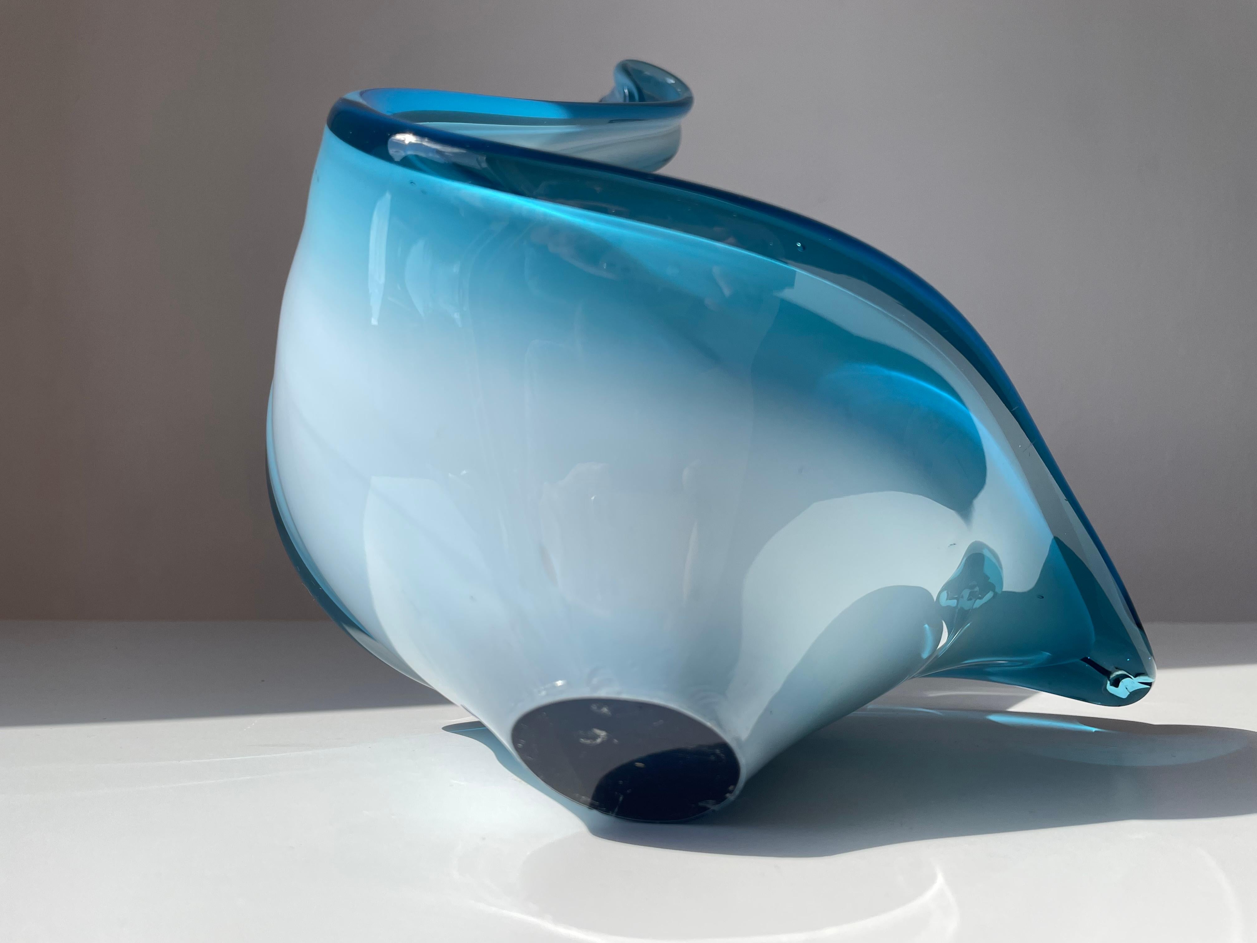 1950s Blue Art Glass Swan Neck Decorative Bowl For Sale 7