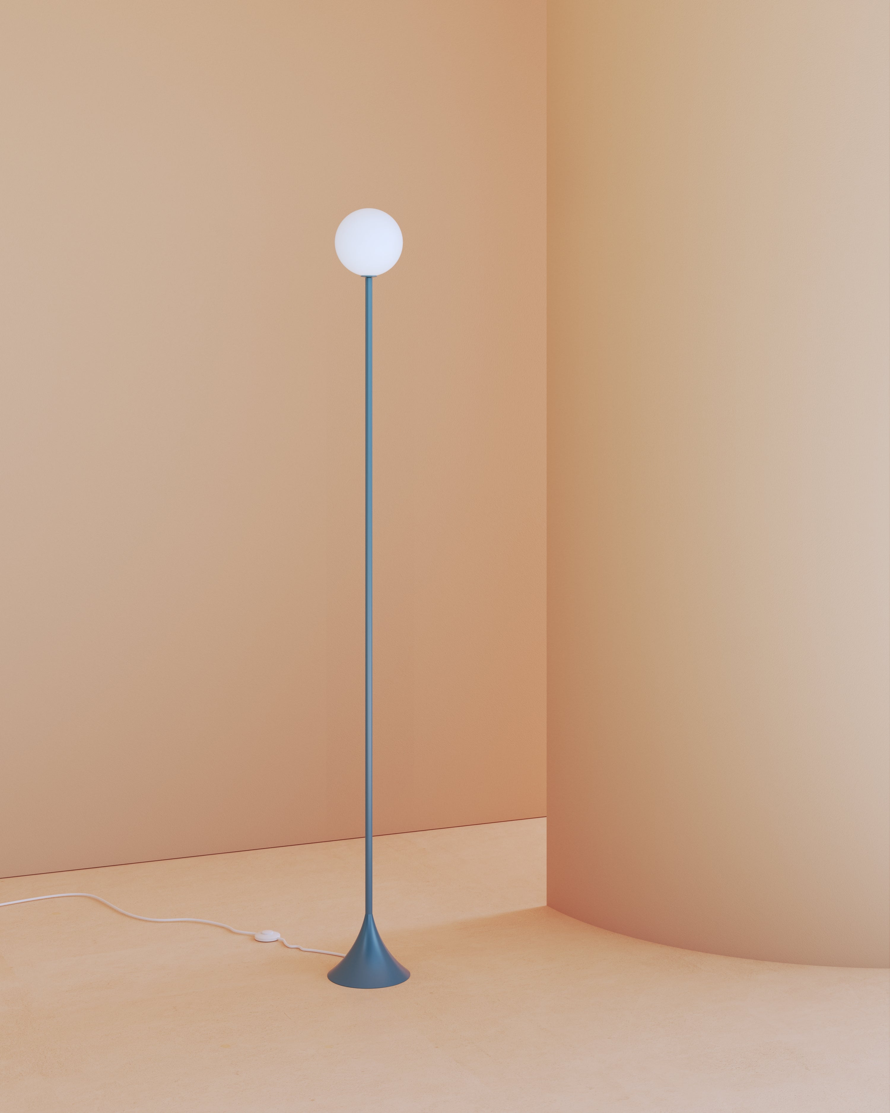 Lampadaire Asymptote bleu de l'Atelier Areti
Dimensions : D 22 x H 170 cm.
Matériaux : Métal peint par poudrage.

Disponible dans d'autres couleurs. Veuillez nous contacter.

Toutes nos lampes peuvent être câblées en fonction de chaque pays. Si elle