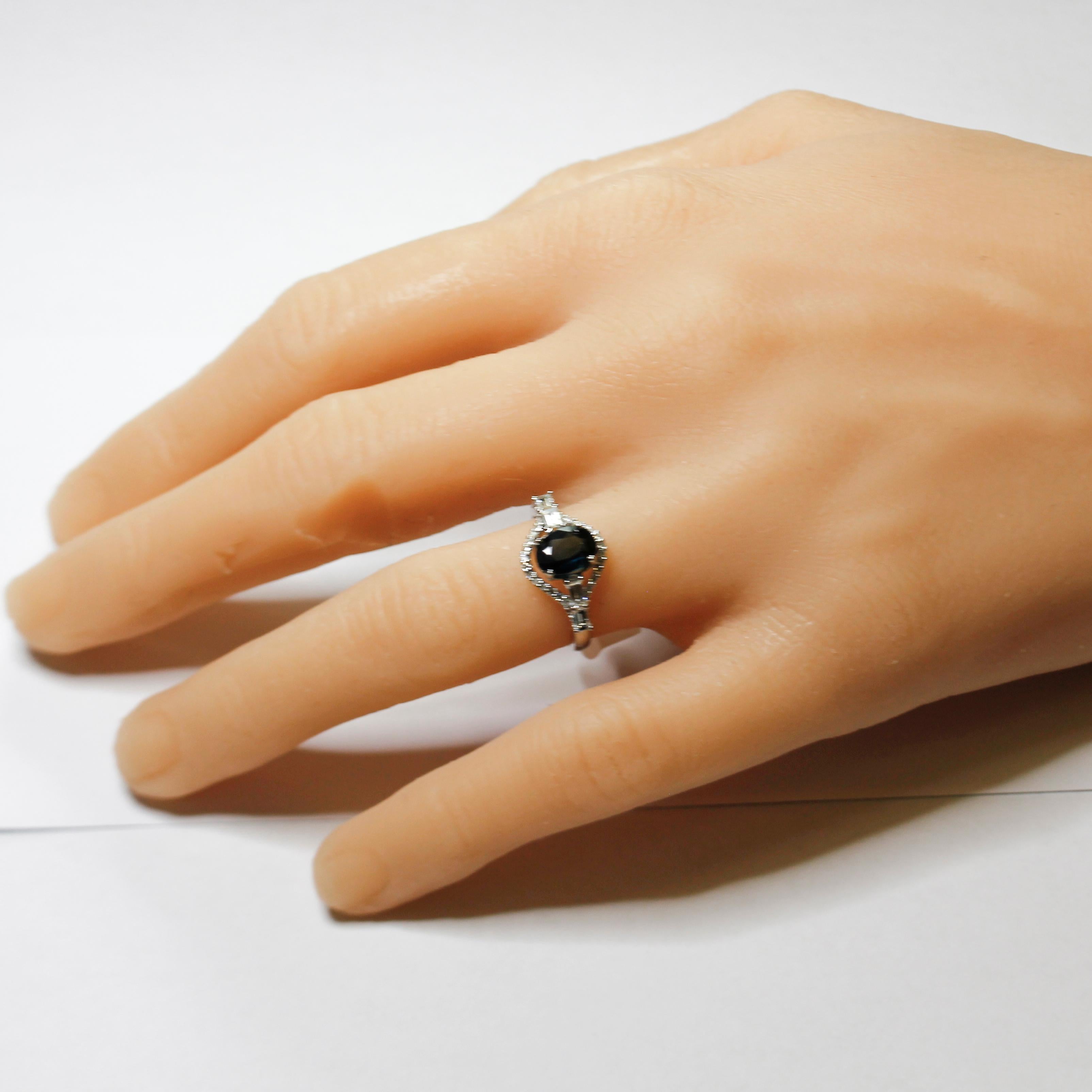 Blue Australian Sapphire & Diamond Dress Ring, Engagement Ring For Sale 5