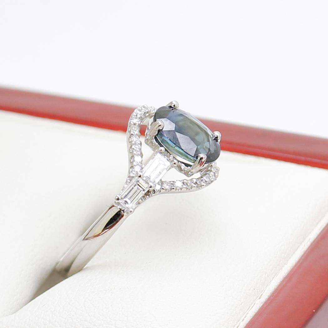 Modern Blue Australian Sapphire & Diamond Dress Ring, Engagement Ring For Sale
