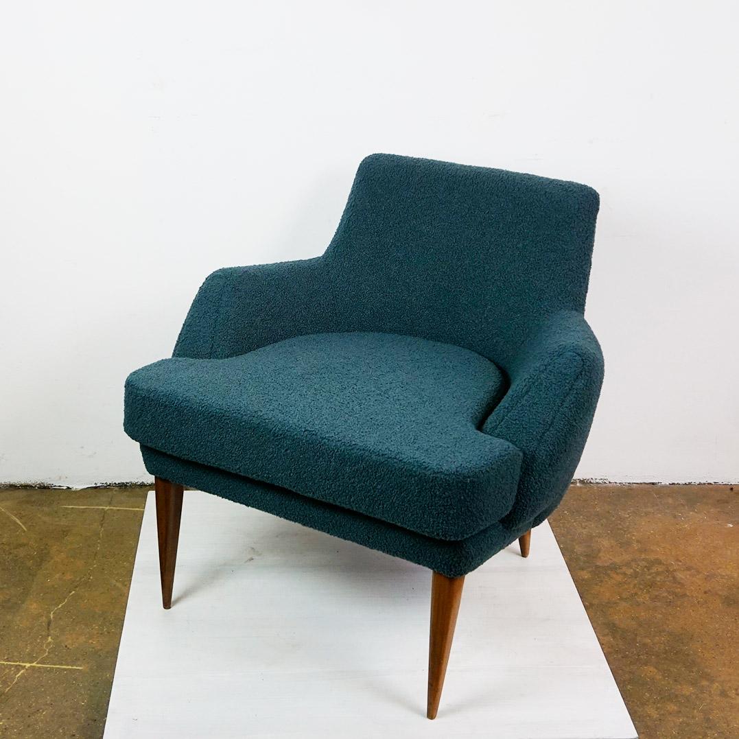 Austrian Midcentury blue Boucle Armchair by Oswald Haerdtl For Sale 8
