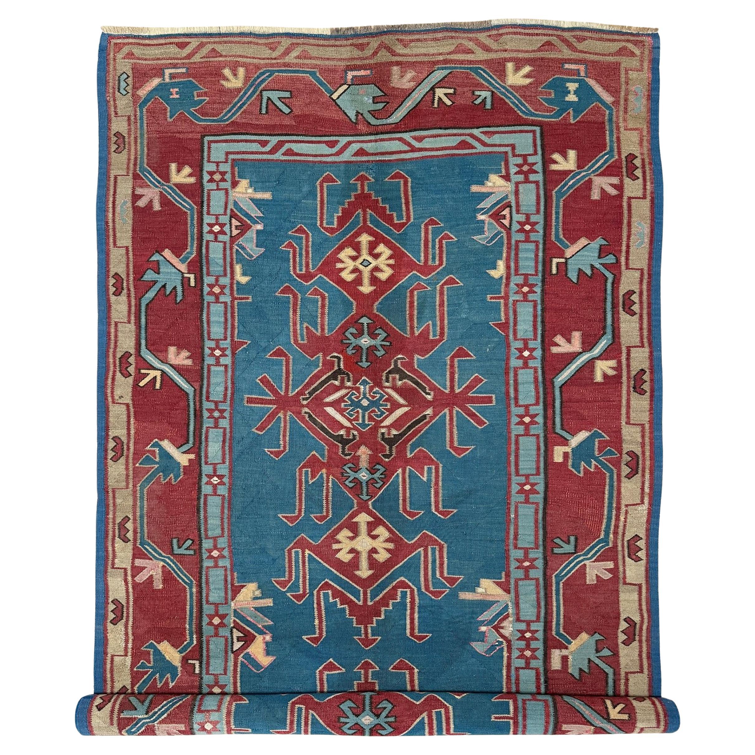 Kilim caucasien Avar bleu • Tapis de course vintage en laine tissée à plat • 4′6″×10′ • 1930s en vente