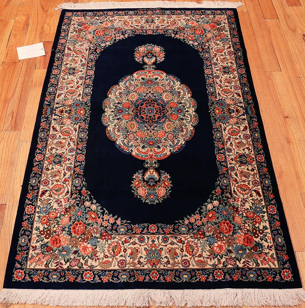 Vintage Persian Silk Qum Rug. 3 ft 4 in x 5 ft 2 in For Sale 2