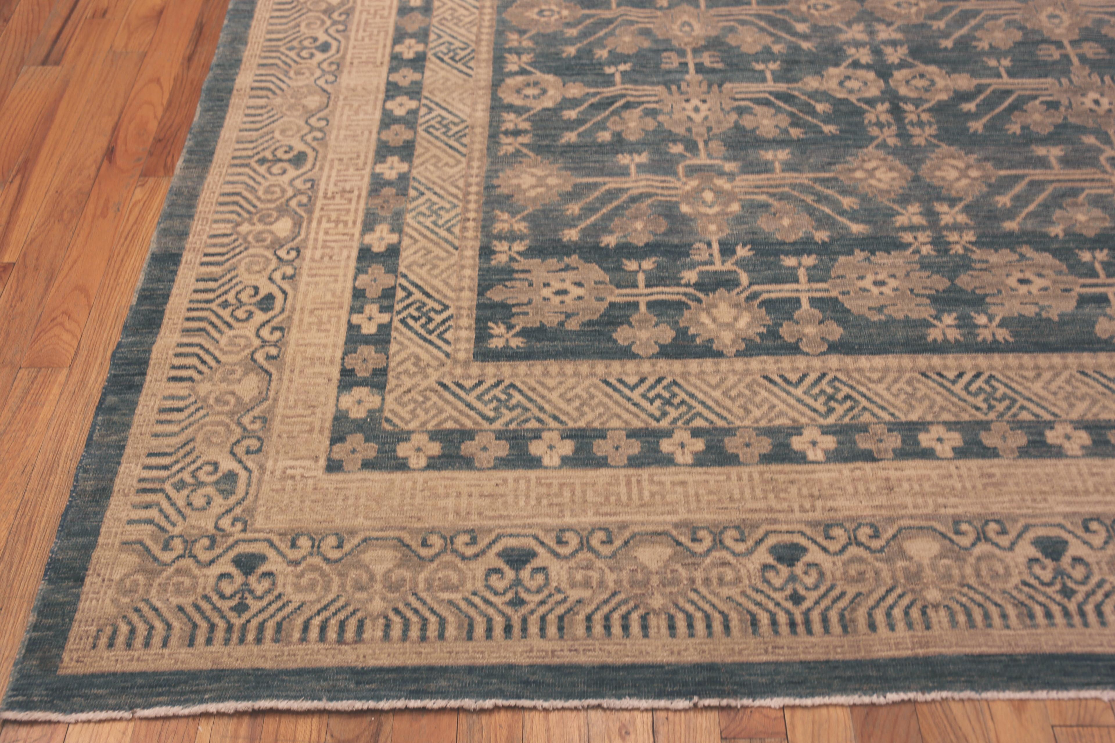 Nazmiyal Collection Modern Khotan Rug. 11 ft 8 in x 12 ft In New Condition In New York, NY