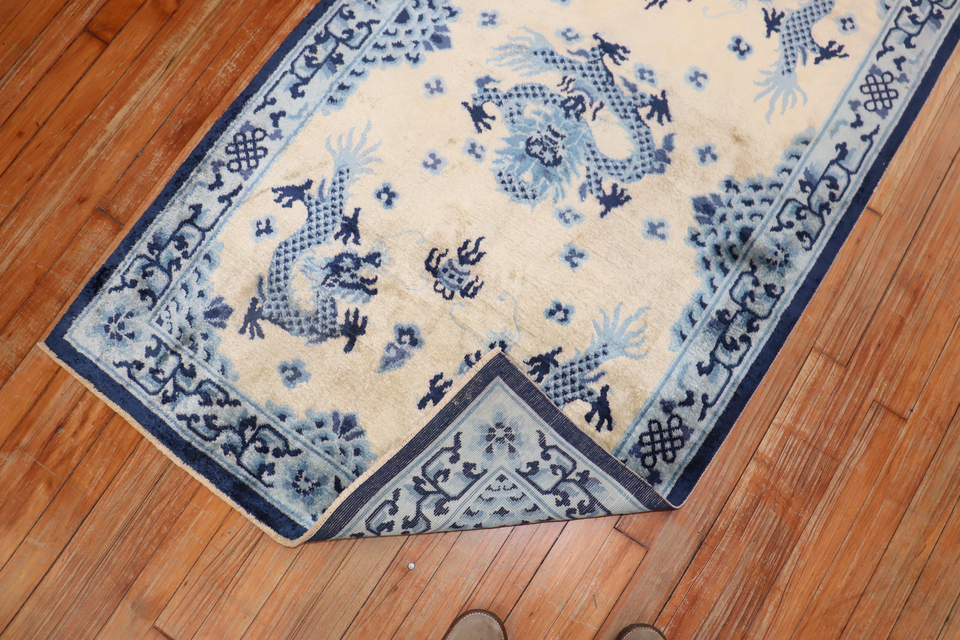 Hand-Woven Blue Beige Chinese Silk Scatter Rug For Sale