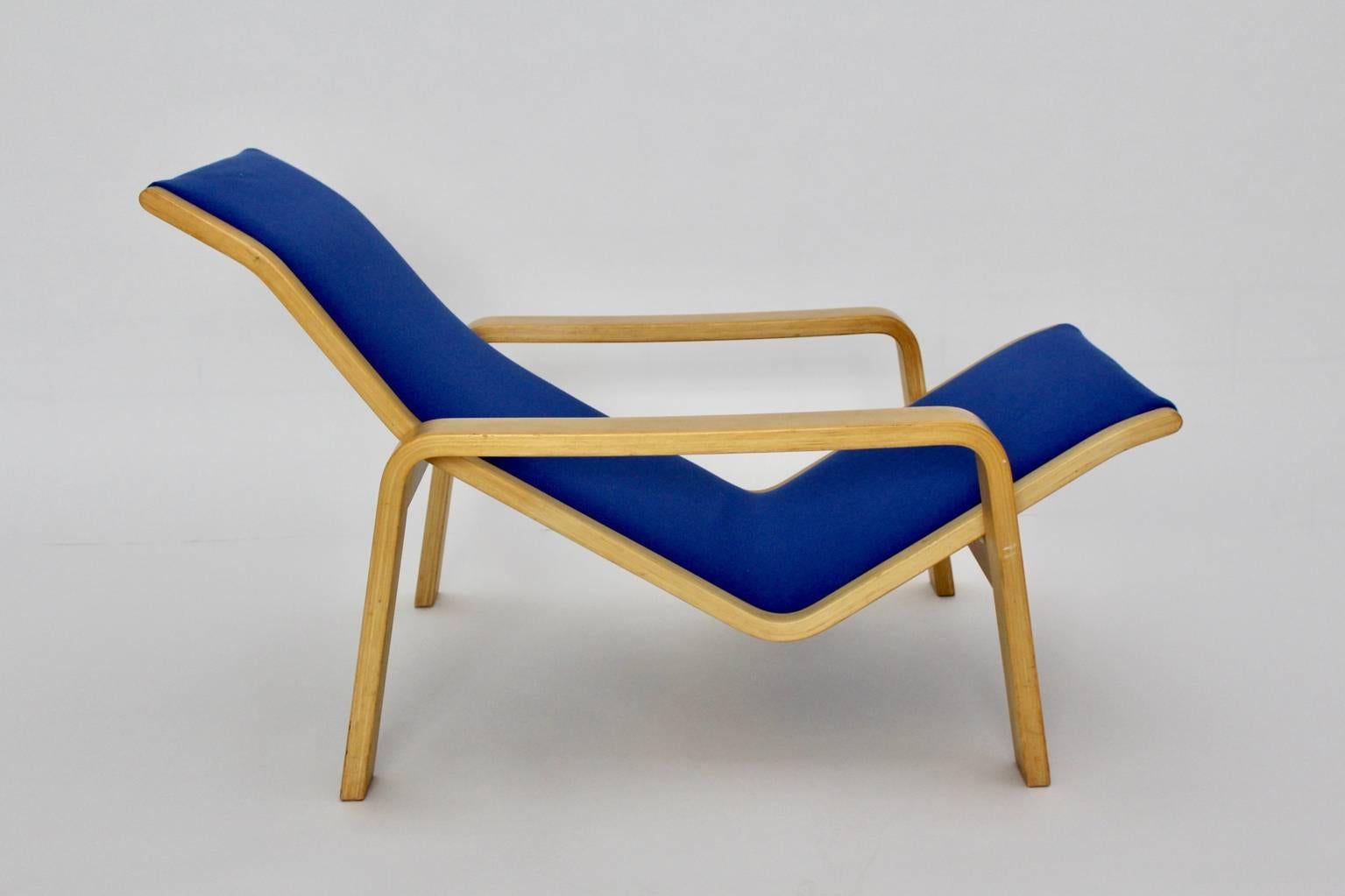 Mid-Century Modern Blue Birch Vintage Chaise Longue Lounge Chair Ilmari Lappalainen, 1963, Finland For Sale