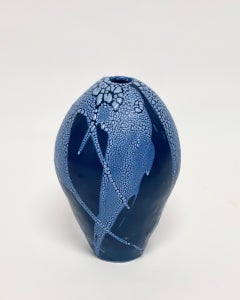 Blue/Blue Dragon Egg Vase by Astrid Öhman