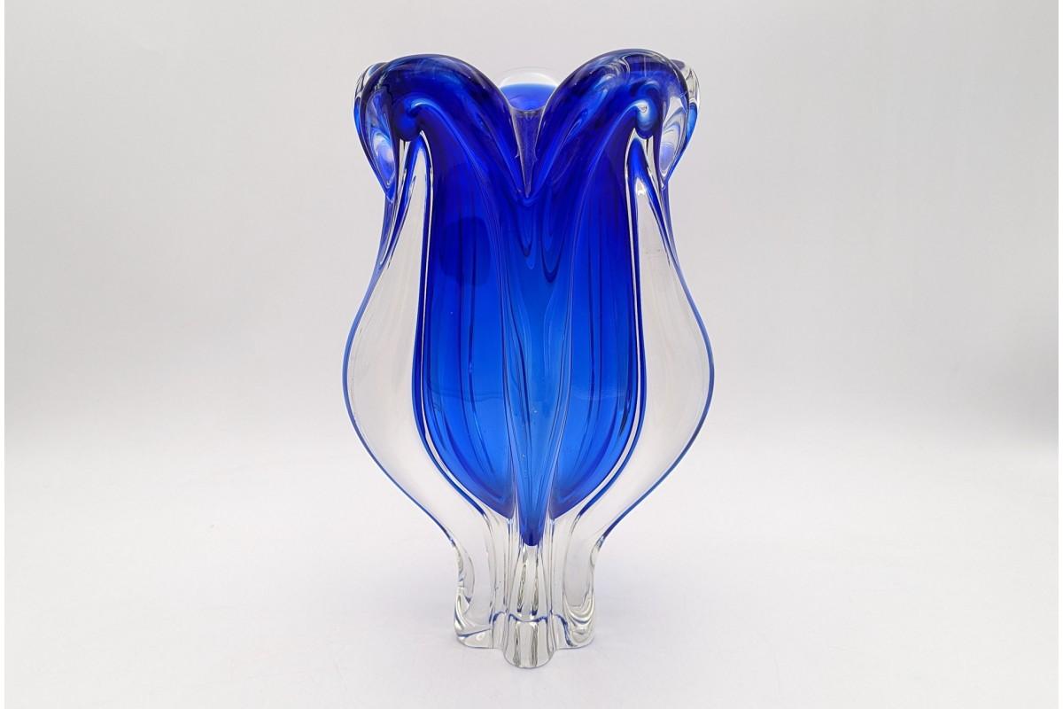 Blue Bohemian Crystal Vase, Czech Repubilc, mid 20th century.  For Sale 2