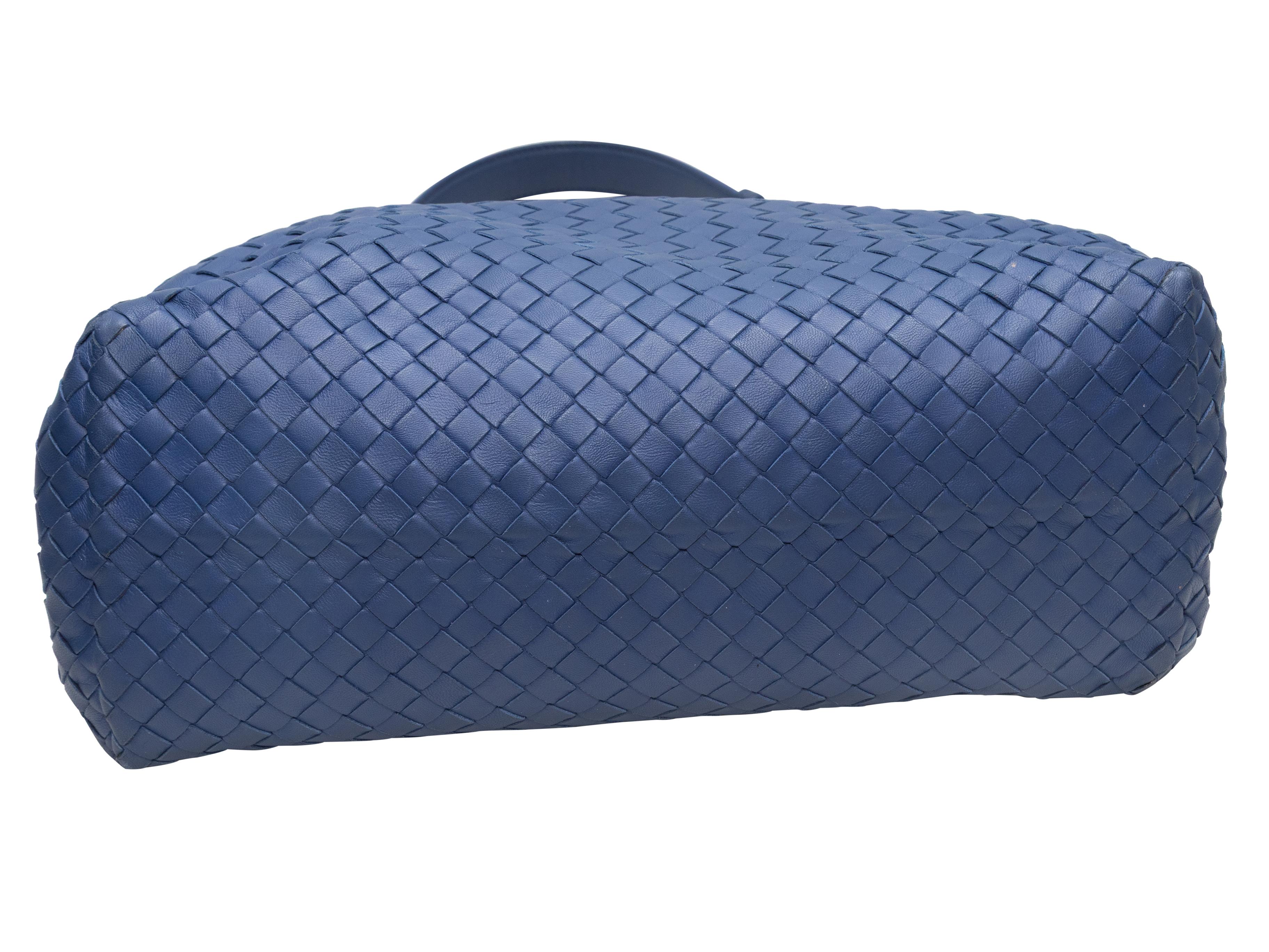 Sac à main bleu Bottega Veneta Intrecciato Bon état - En vente à New York, NY
