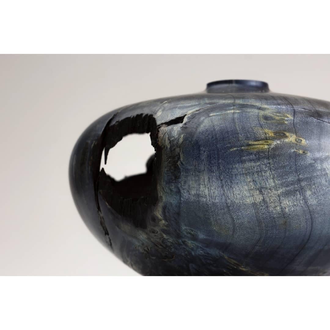 Blue Boxelder Burl Form by Vlad Droz In New Condition In Geneve, CH