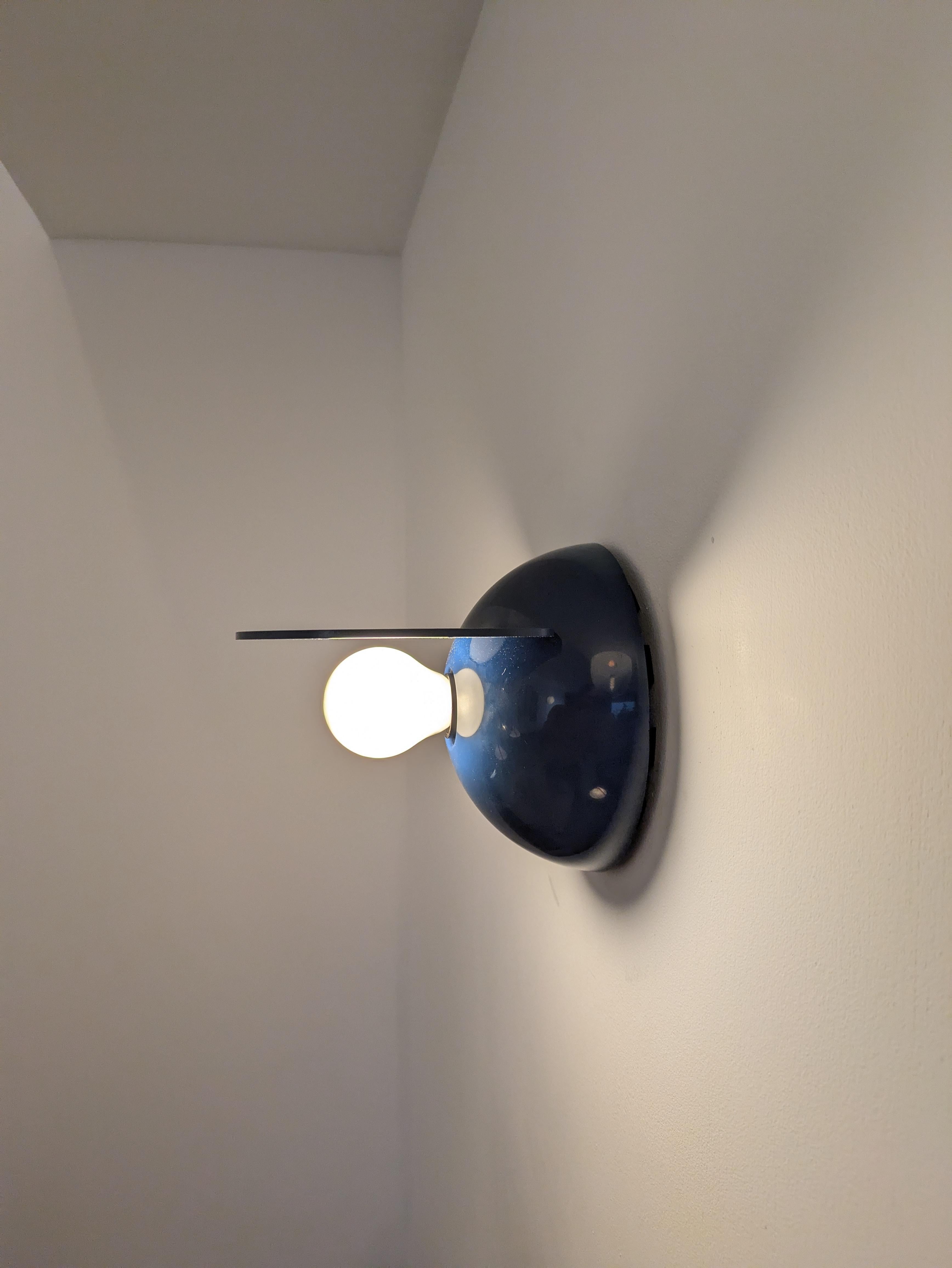 Azul Buco, Artemide, Claudio Dini, 1974 Plástico en venta