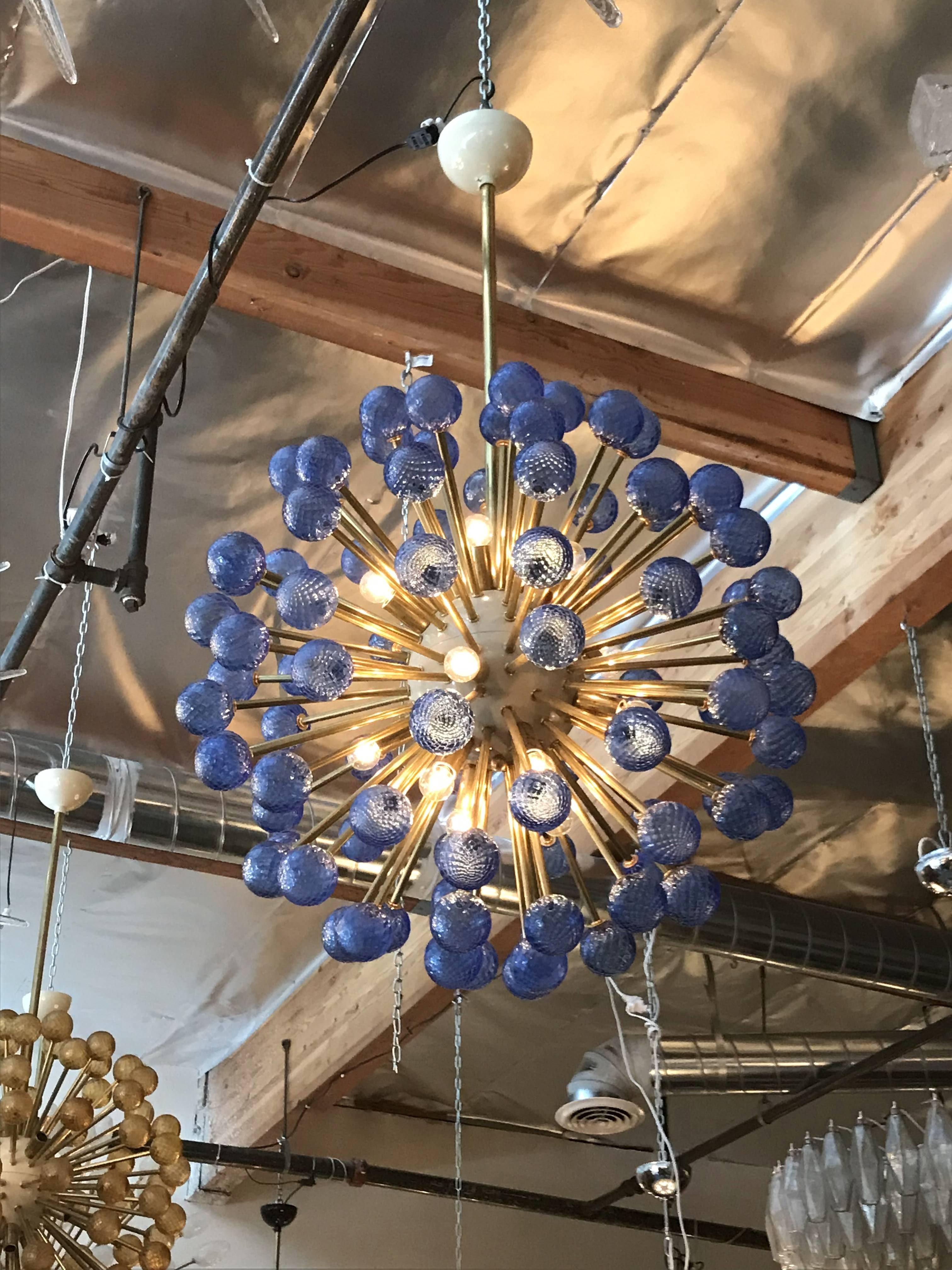 Araña Sputnik Ráfaga Azul de Fabio Ltd Siglo XXI y contemporáneo en venta