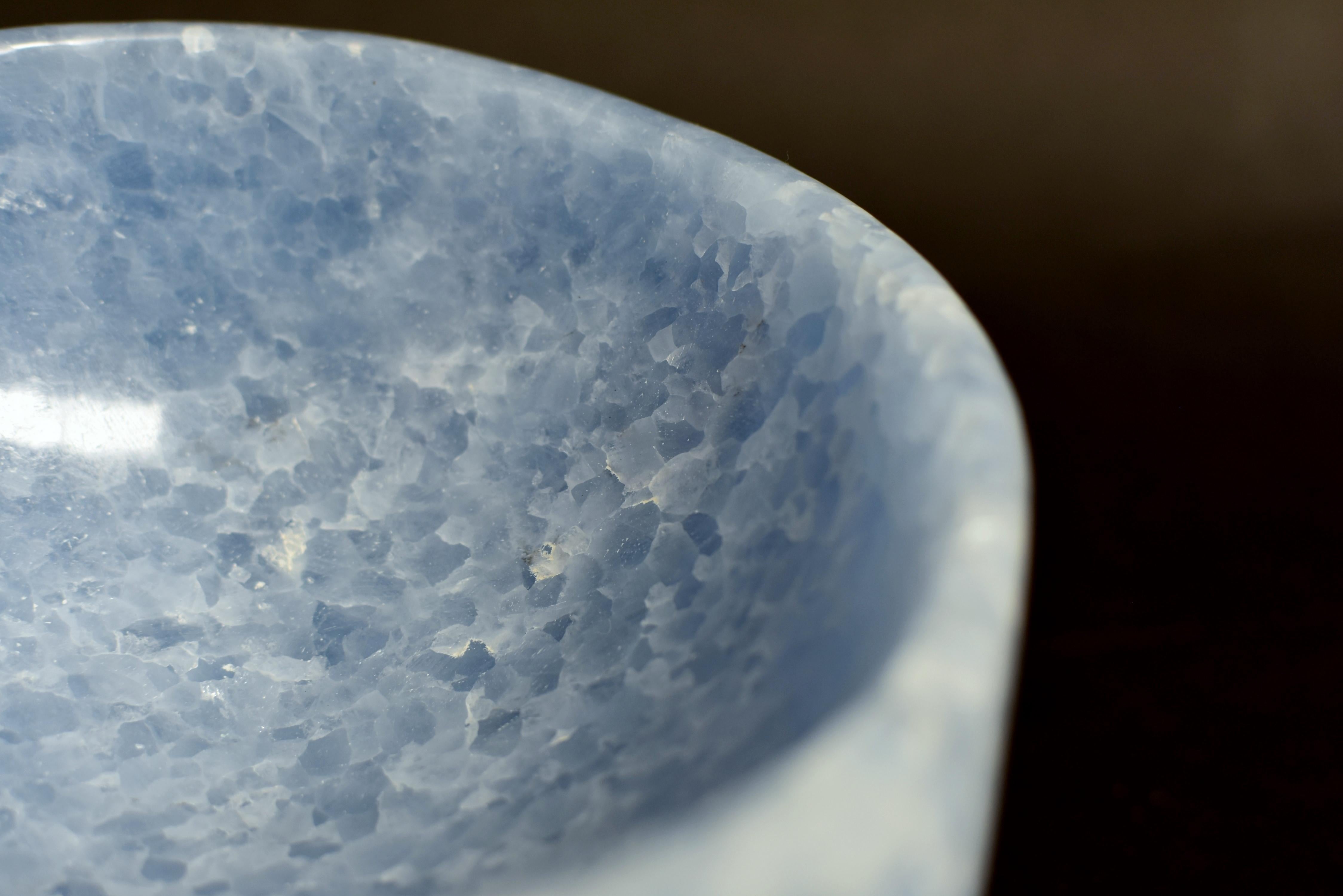 Blue Calcite Bowl 6.6 lb Blue and White For Sale 3