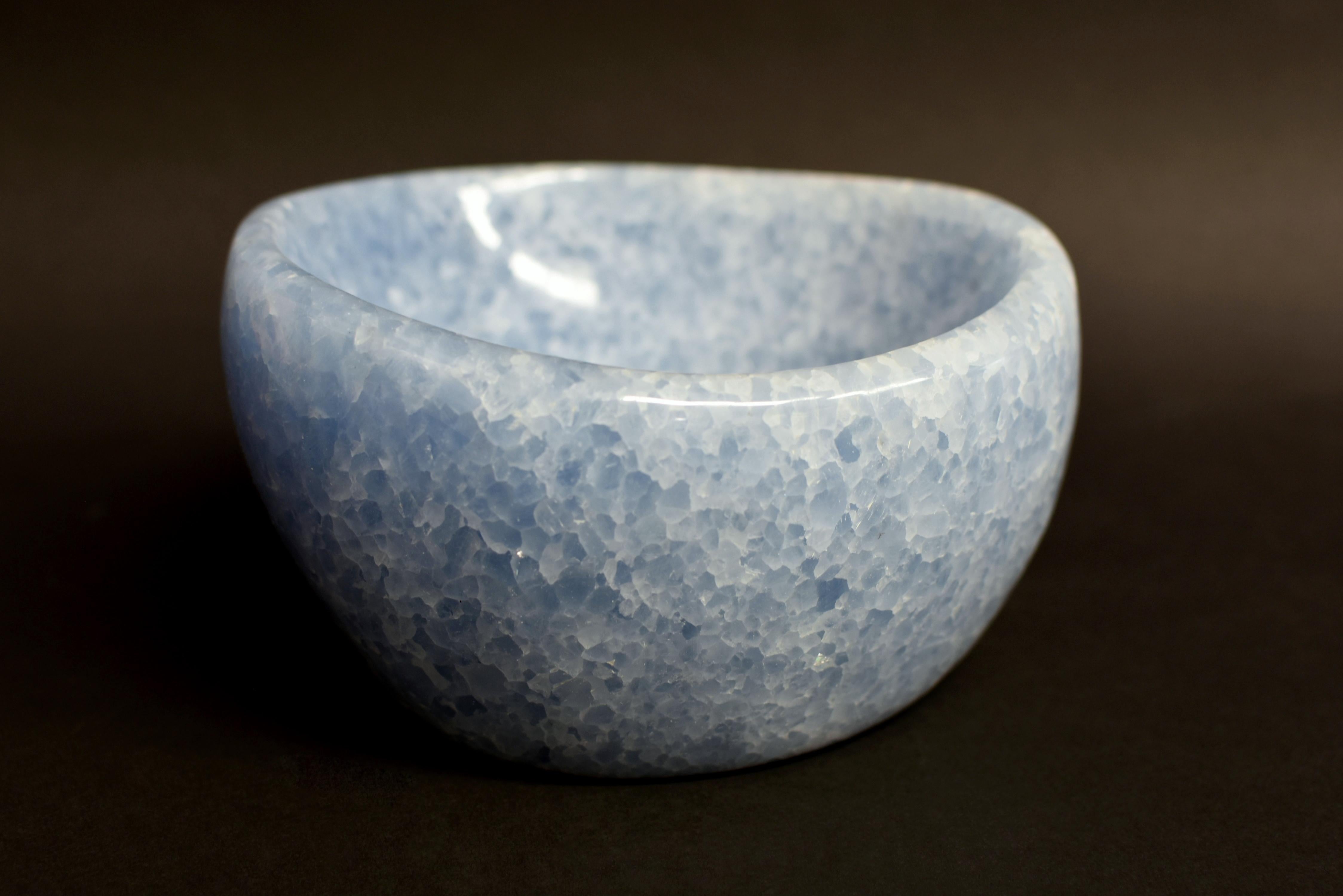 Blue Calcite Bowl 6.6 lb Blue and White For Sale 5