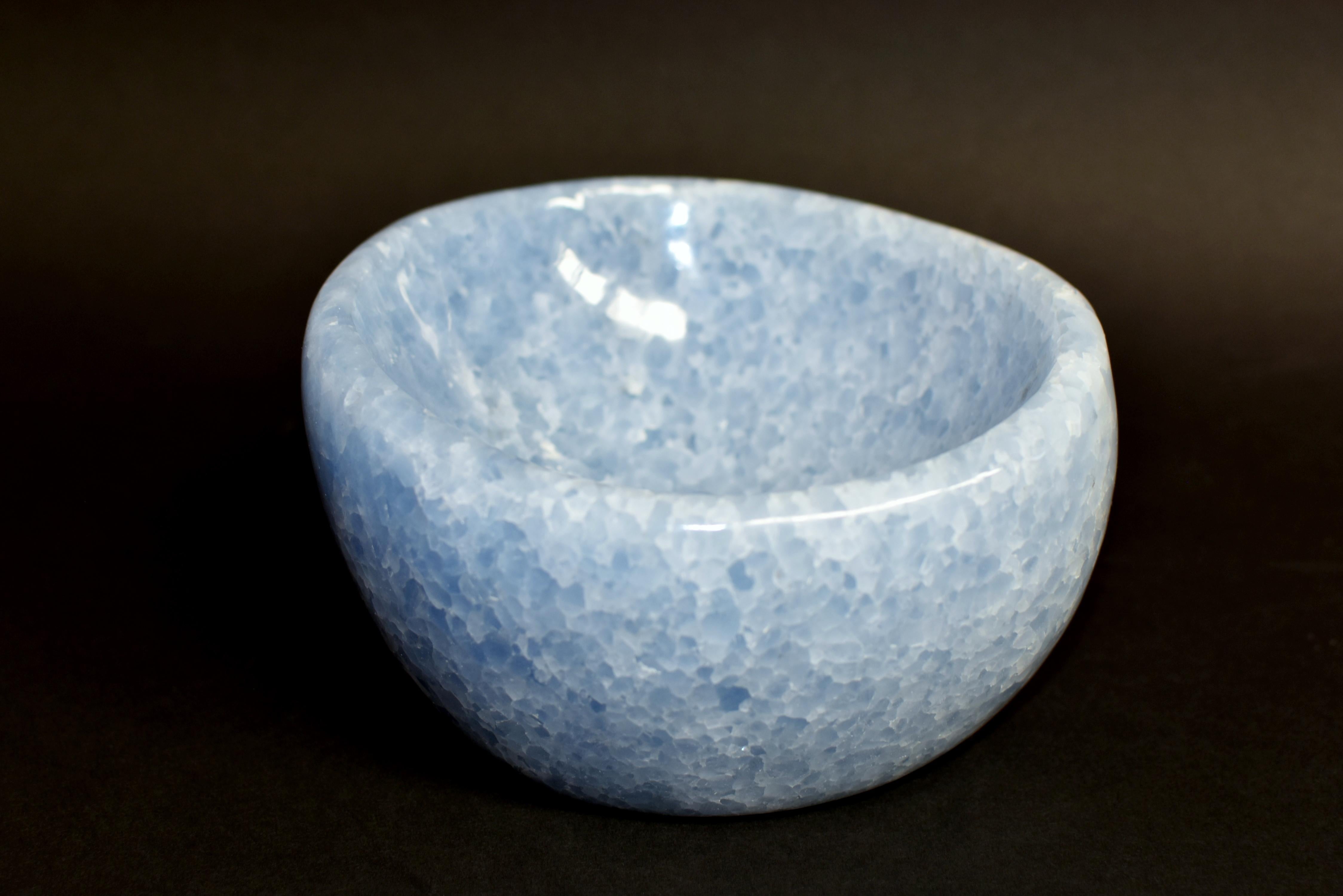 Blue Calcite Bowl 6.6 lb Blue and White In Excellent Condition For Sale In Somis, CA