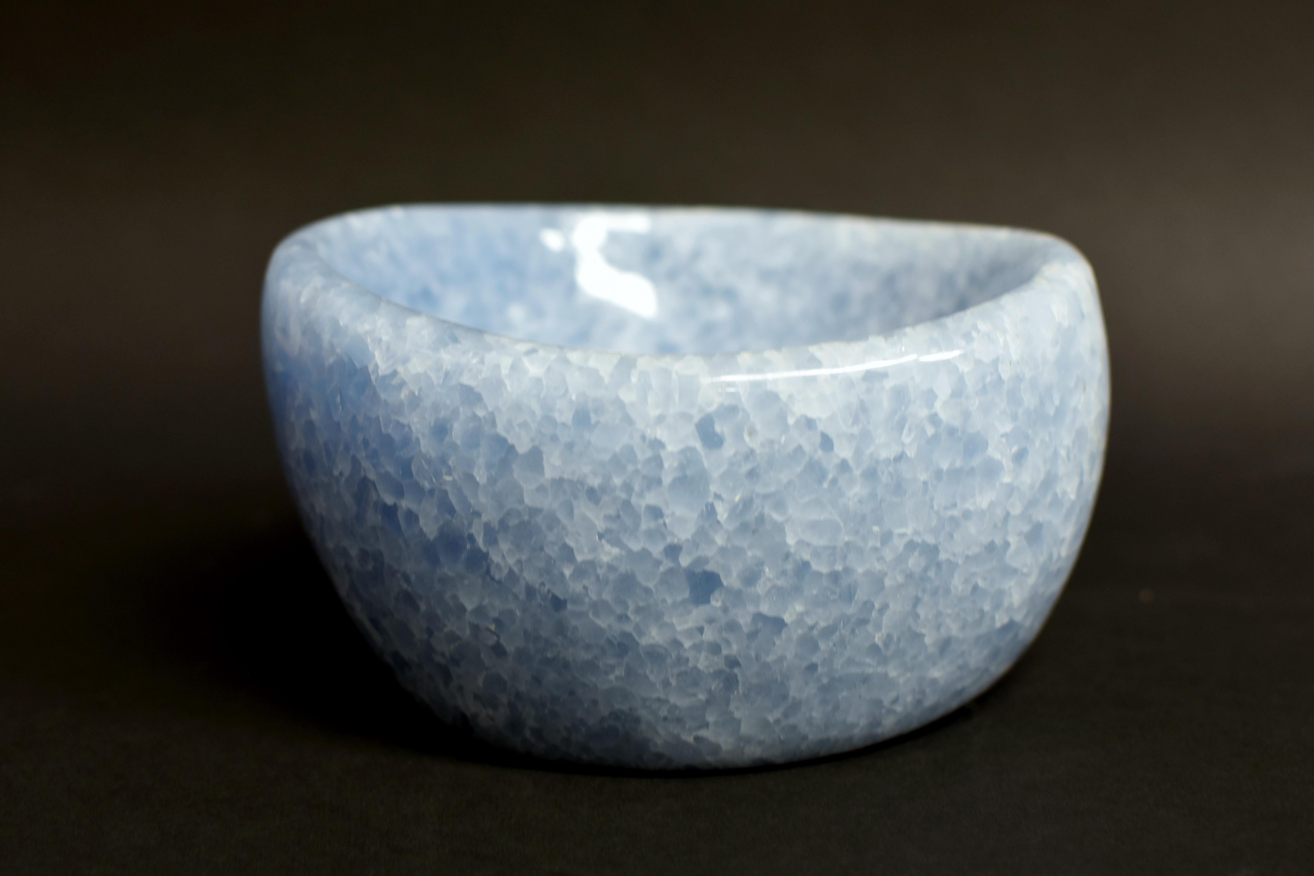 Quartz Blue Calcite Bowl 6.6 lb Blue and White For Sale