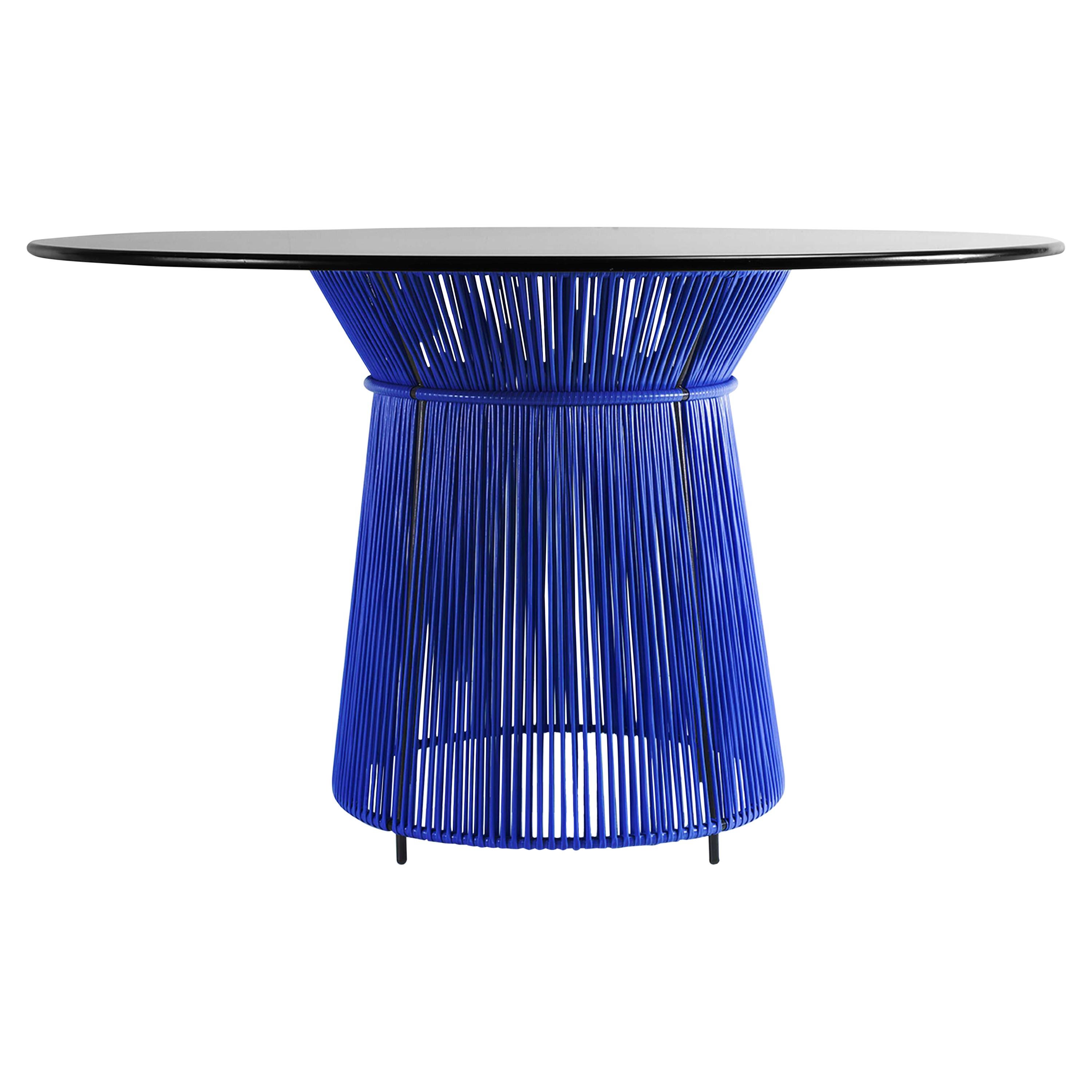 Table de salle à manger Caribe bleue de Sebastian Herkner