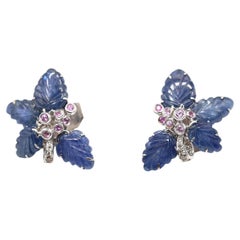 Boucles d'oreilles en or blanc 18 carats, saphirs roses sculptés et diamants, 1950