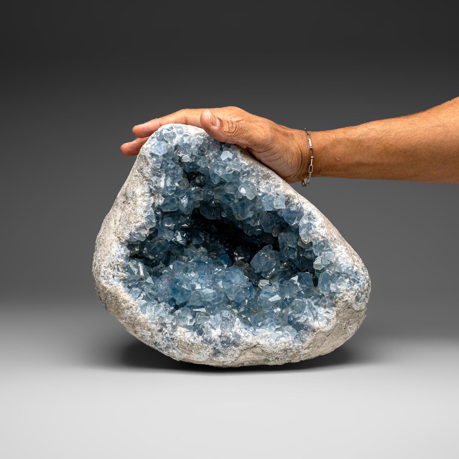 Blue Celestite Cluster From Sankoany, Ketsepy Mahajanga, Madagascar (26 lbs) in vendita 2