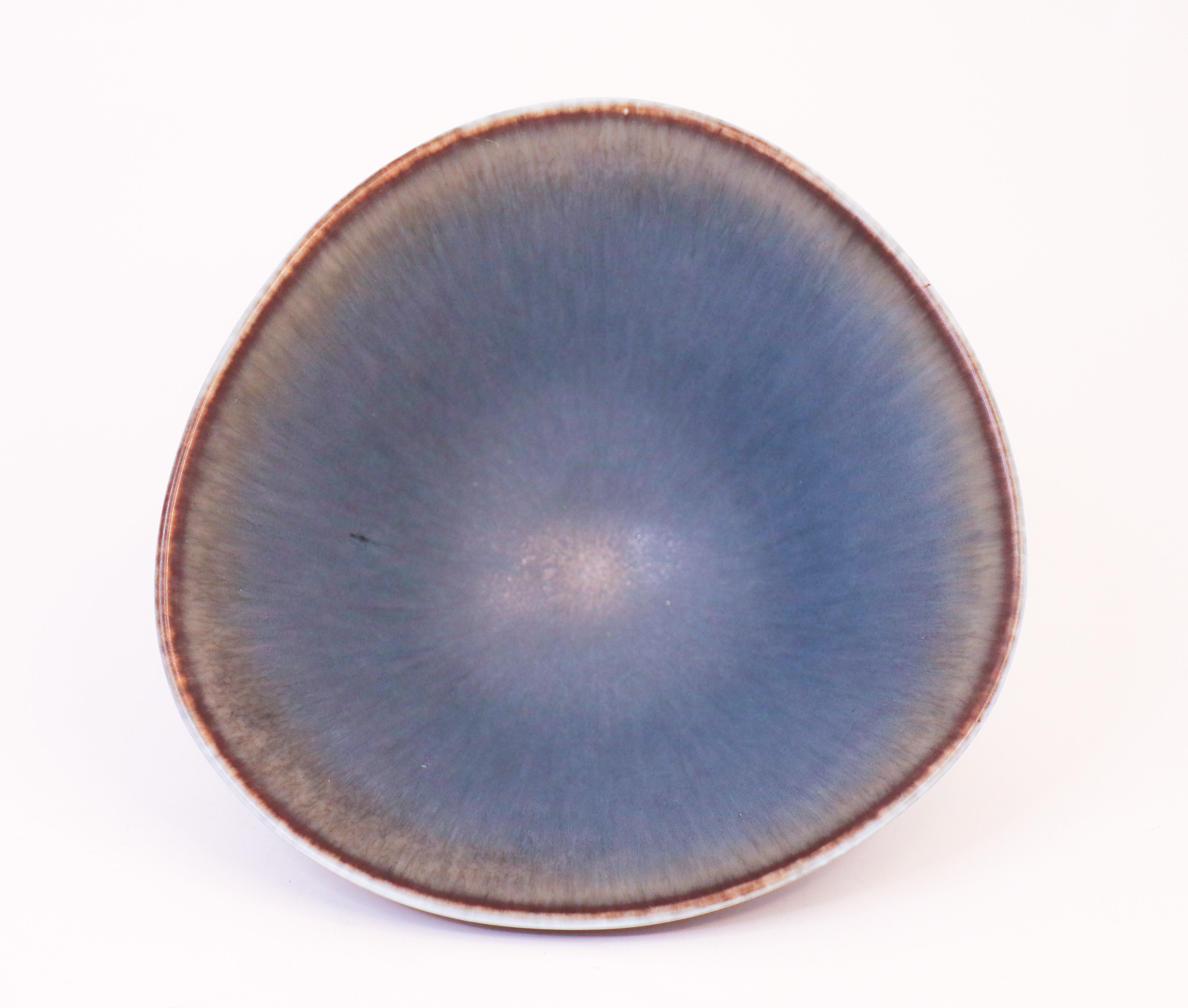 Glazed Blue Ceramic Bowl - Carl-Harry Stålhane - Rörstrand  Mid 20th Century For Sale