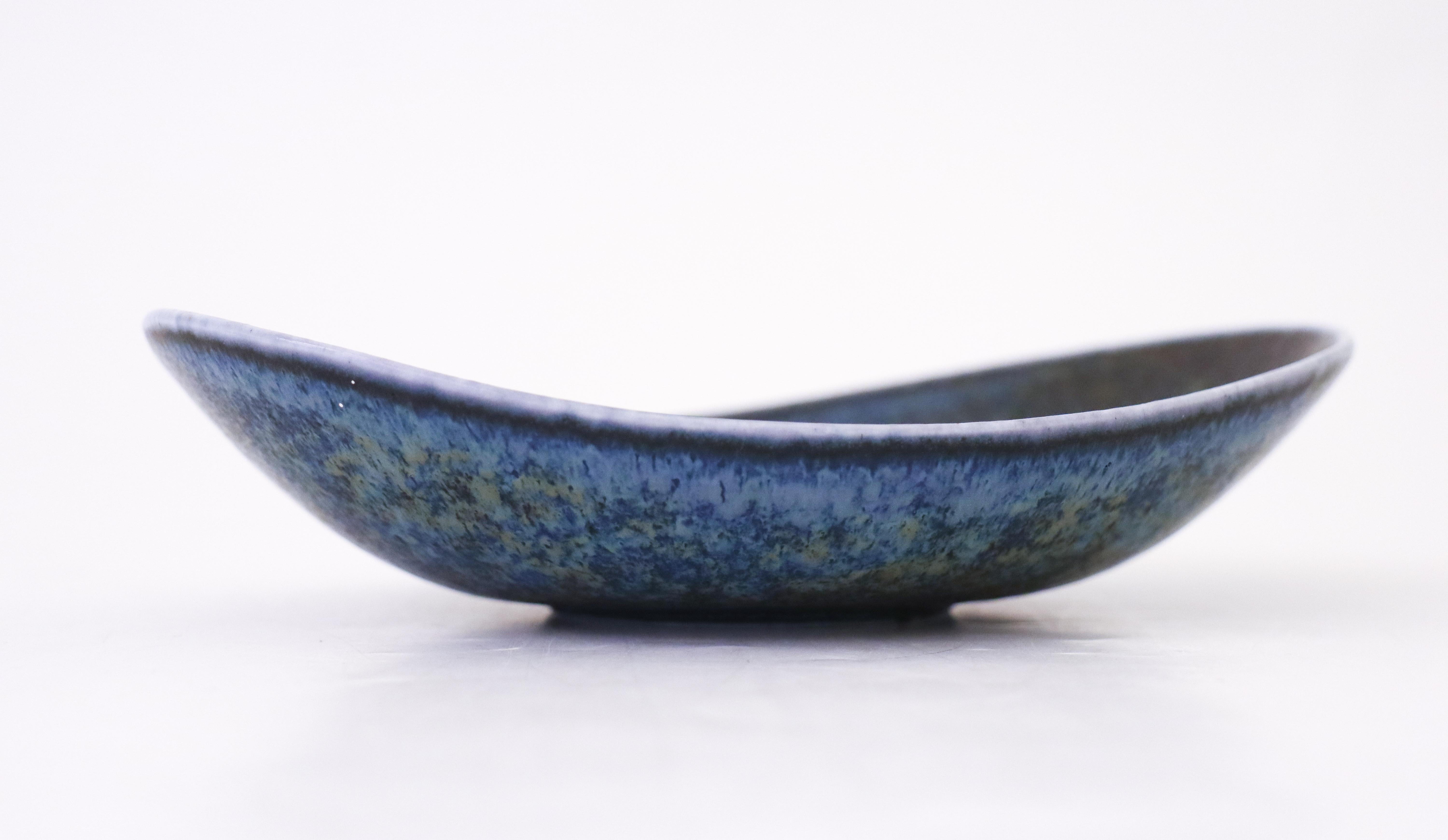 Scandinavian Modern Blue Ceramic Bowl Carl-Harry Stålhane, Rörstrand, Vintage Midcentury For Sale