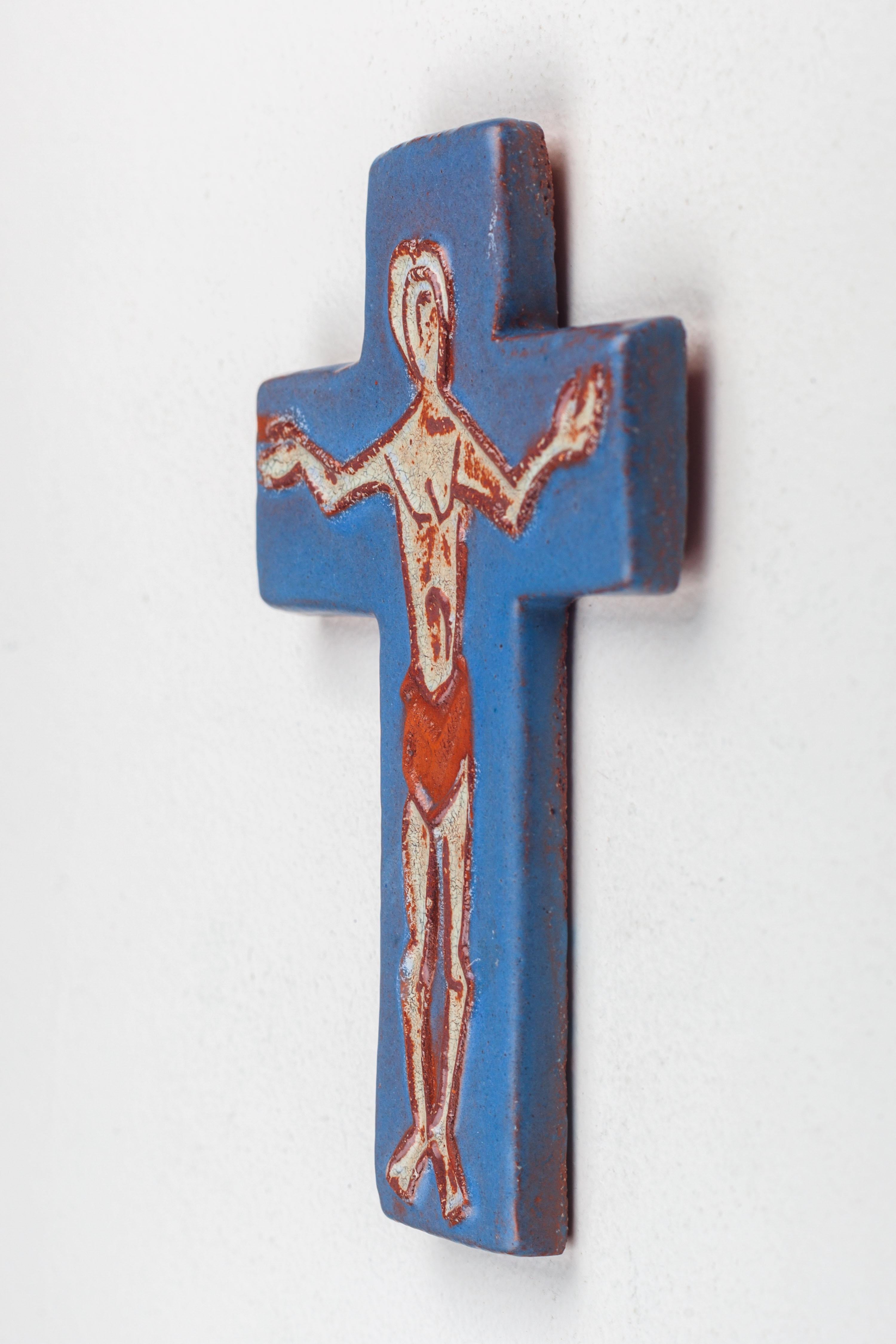 European Blue Ceramic Cross with Abstract Line-Drawn Christ For Sale