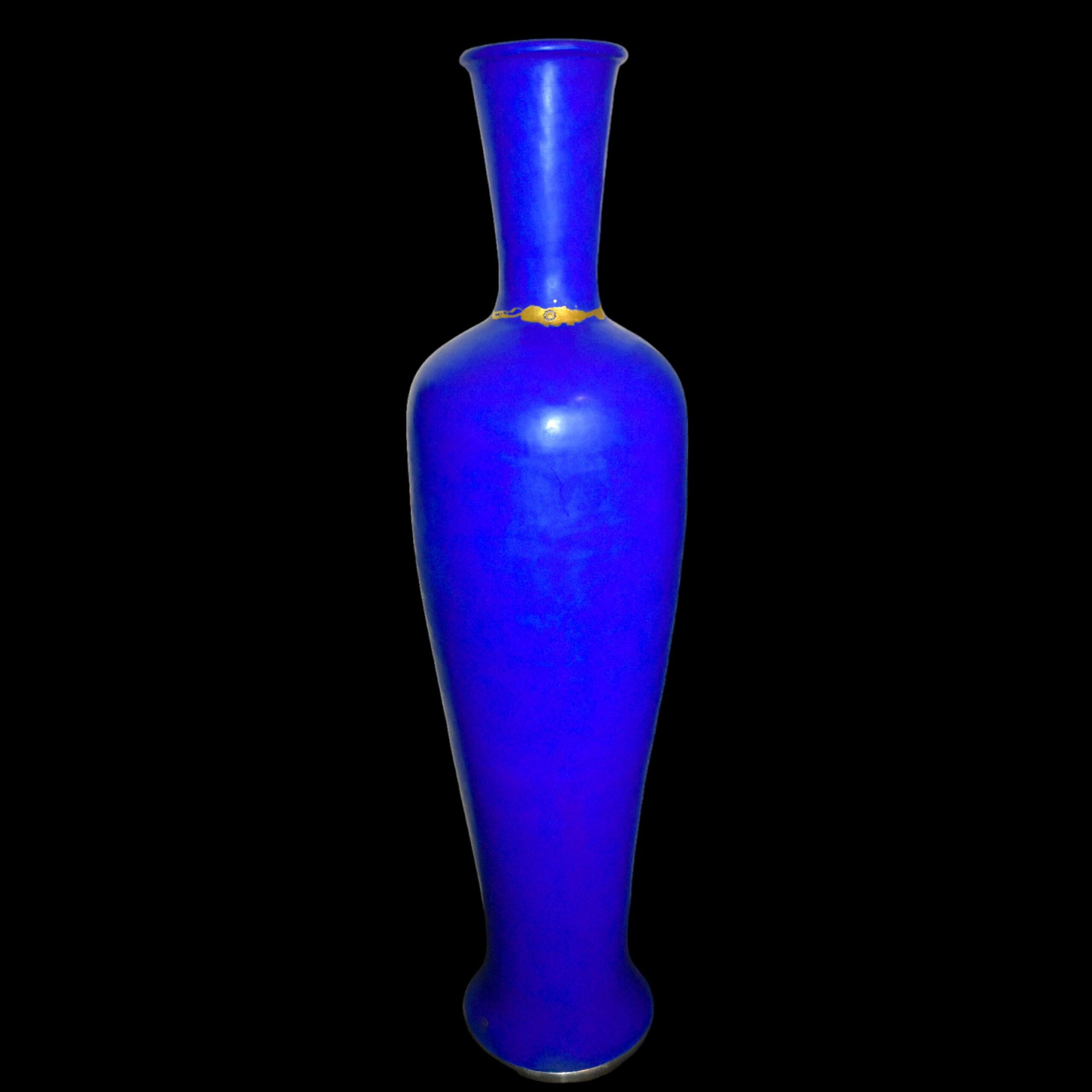 Francese Vasetti di ceramica blu con strass in vendita