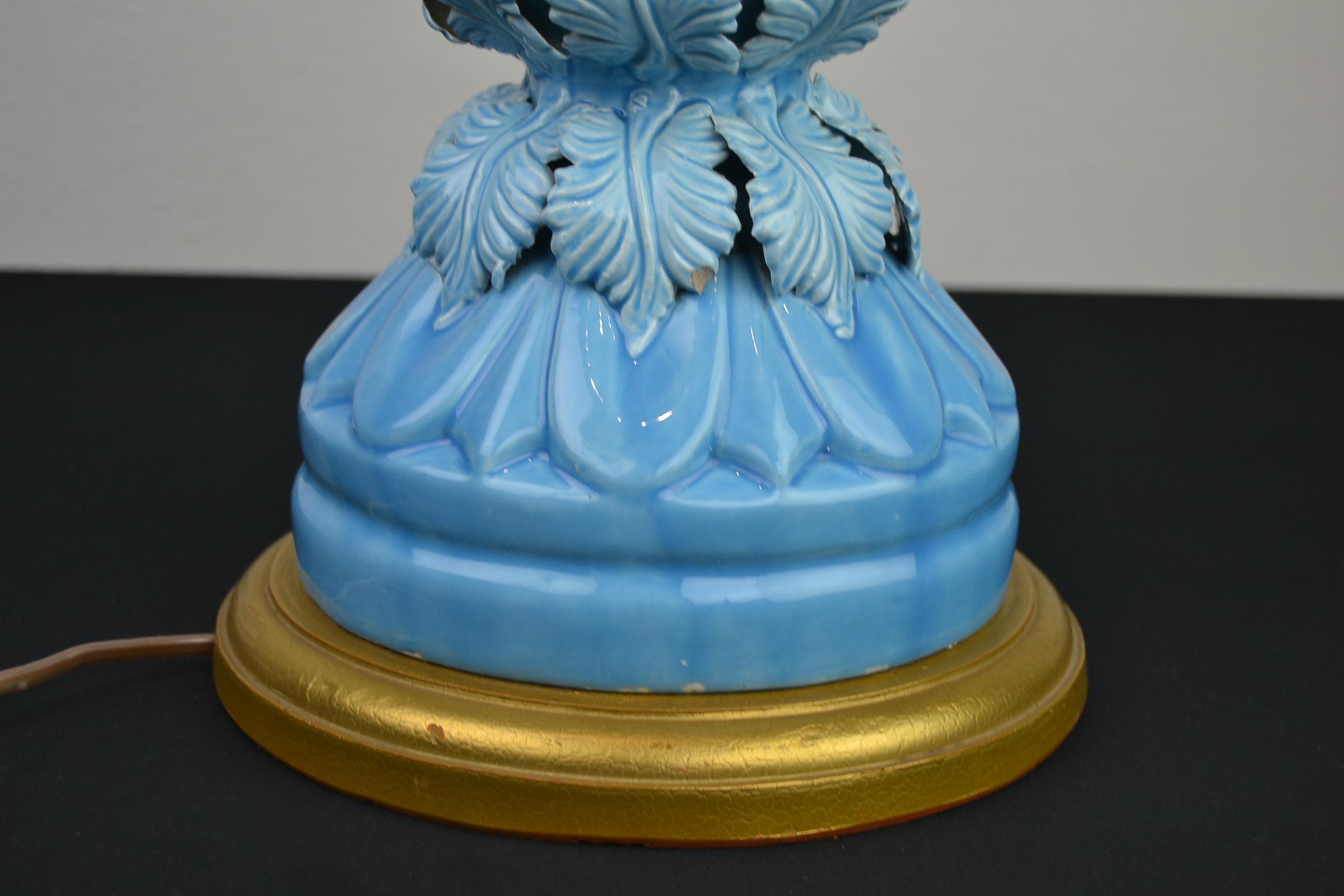 Lampe de table Manises Espagne en céramique bleue avec feuilles:: années 1960 10