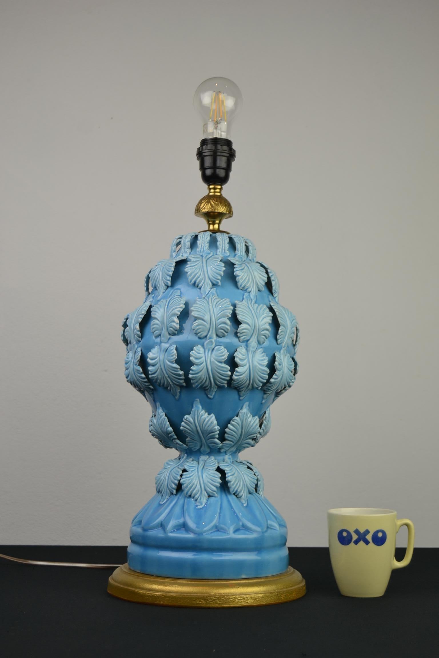 Blue Ceramic Manises Spain Table Lamp with Leaves, 1960s In Good Condition In Antwerp, BE