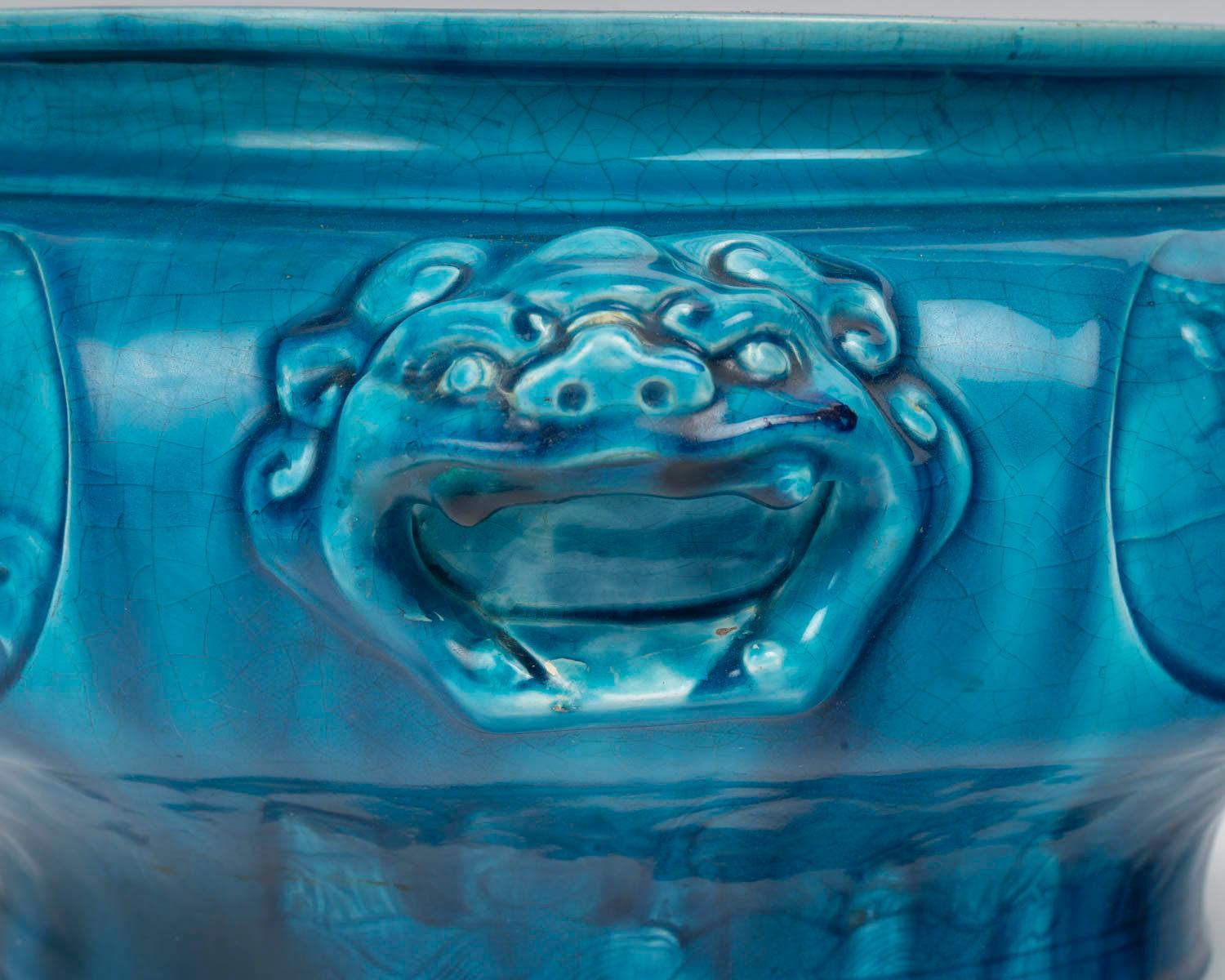 XIX secolo Fioriera in ceramica blu, design Chinoisant, Longwy, periodo Napoleone III. in vendita