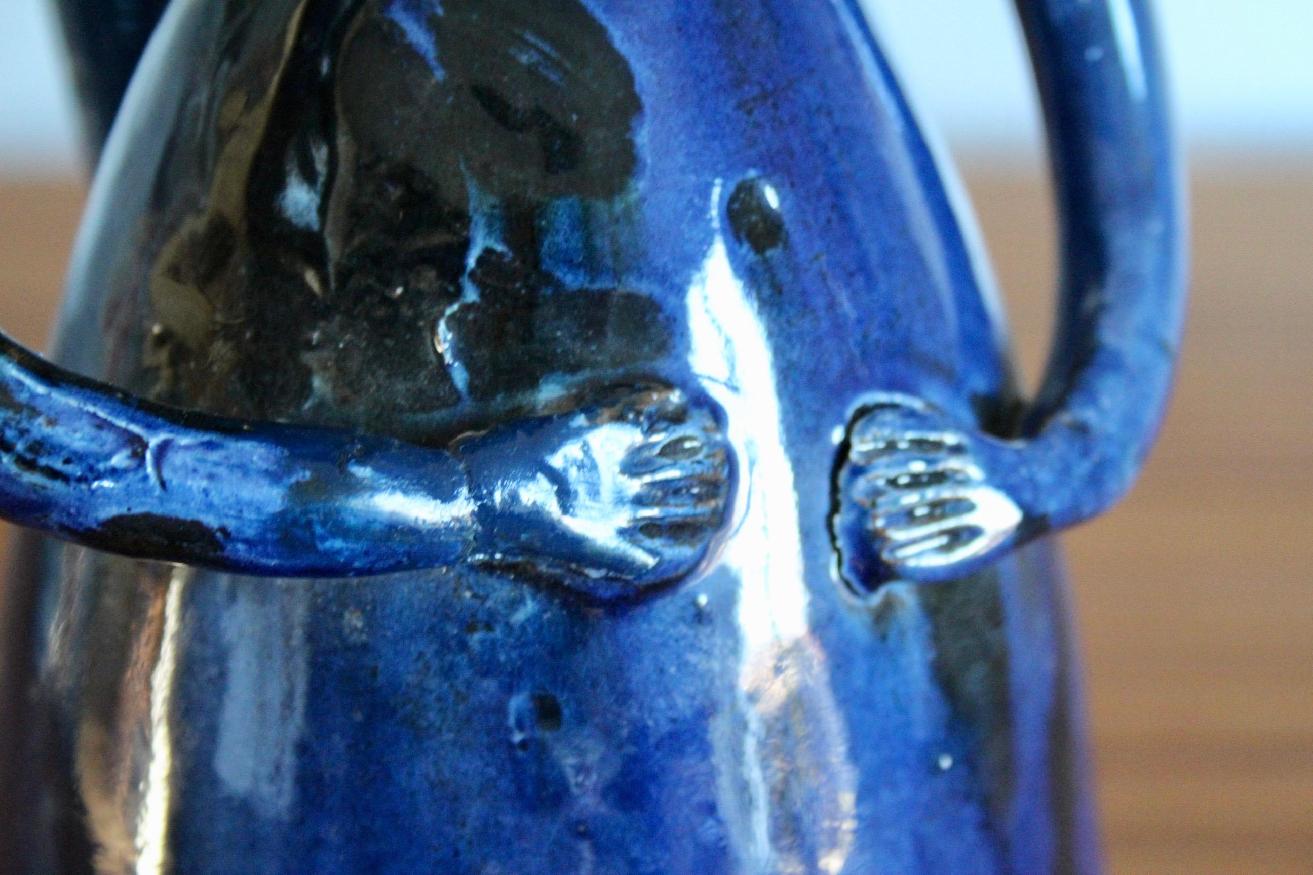 Lampe de table en céramique bleue en vente 2