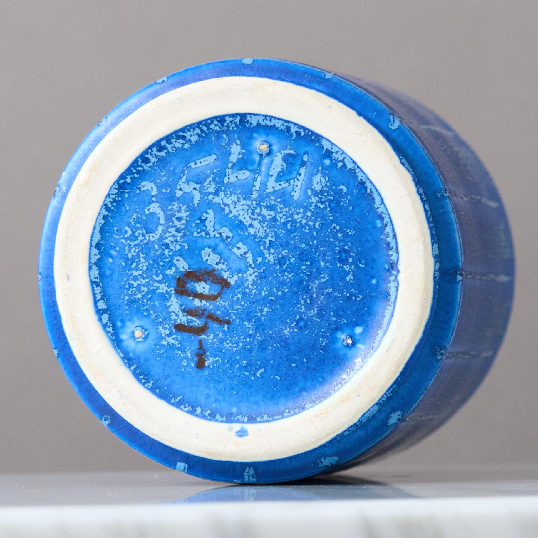 Jarrón de cerámica azul de Eva Jancke Bjork para Bo Fajans, Suecia, década de 1940. Cerámico en venta
