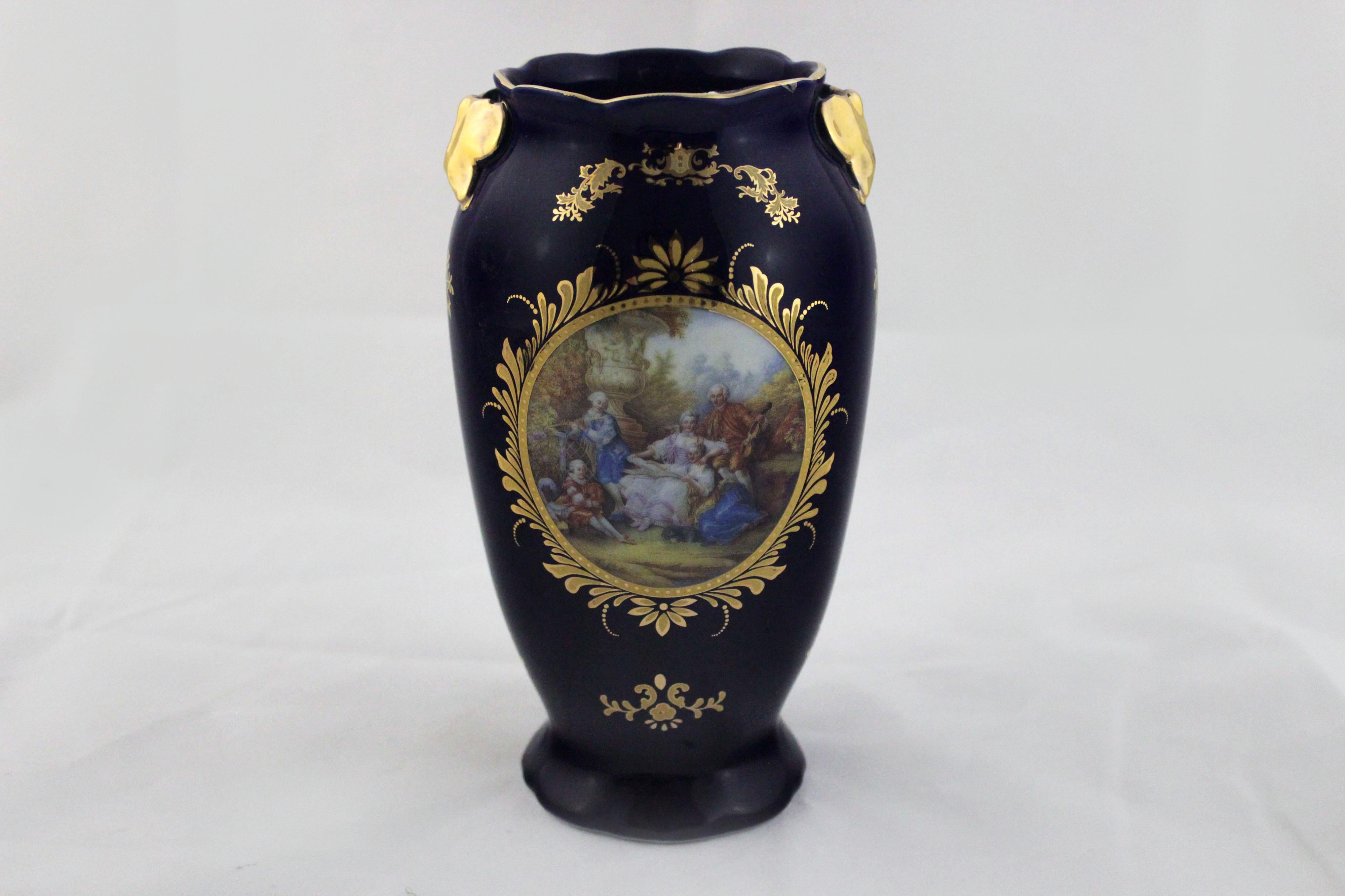 Blue ceramic vase with Napoleon III decoration, late 19th century For Sale 5