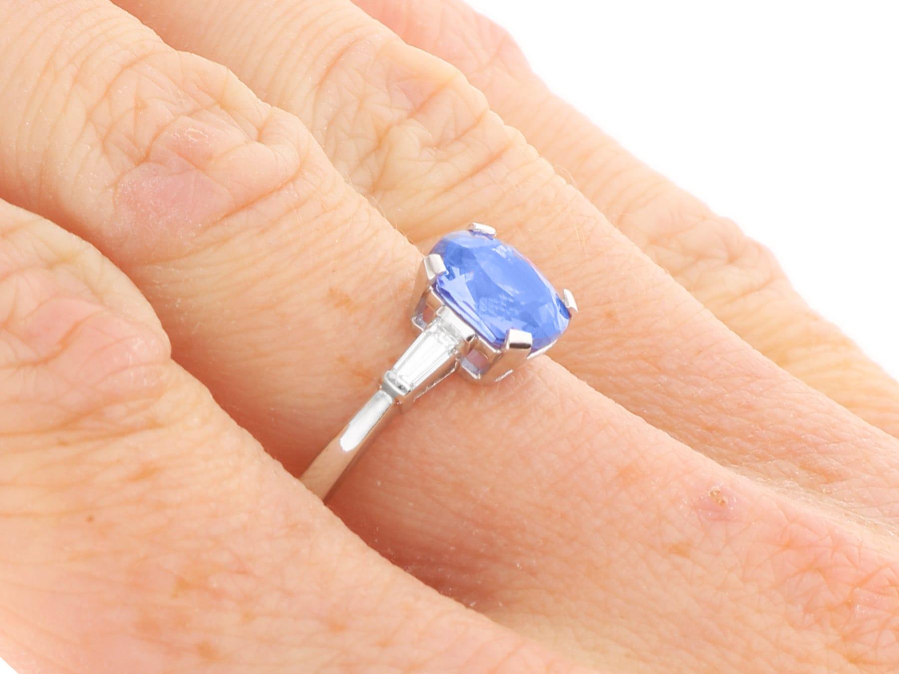 Saphir bleu de Ceylan et diamant, bague en platine en vente 4